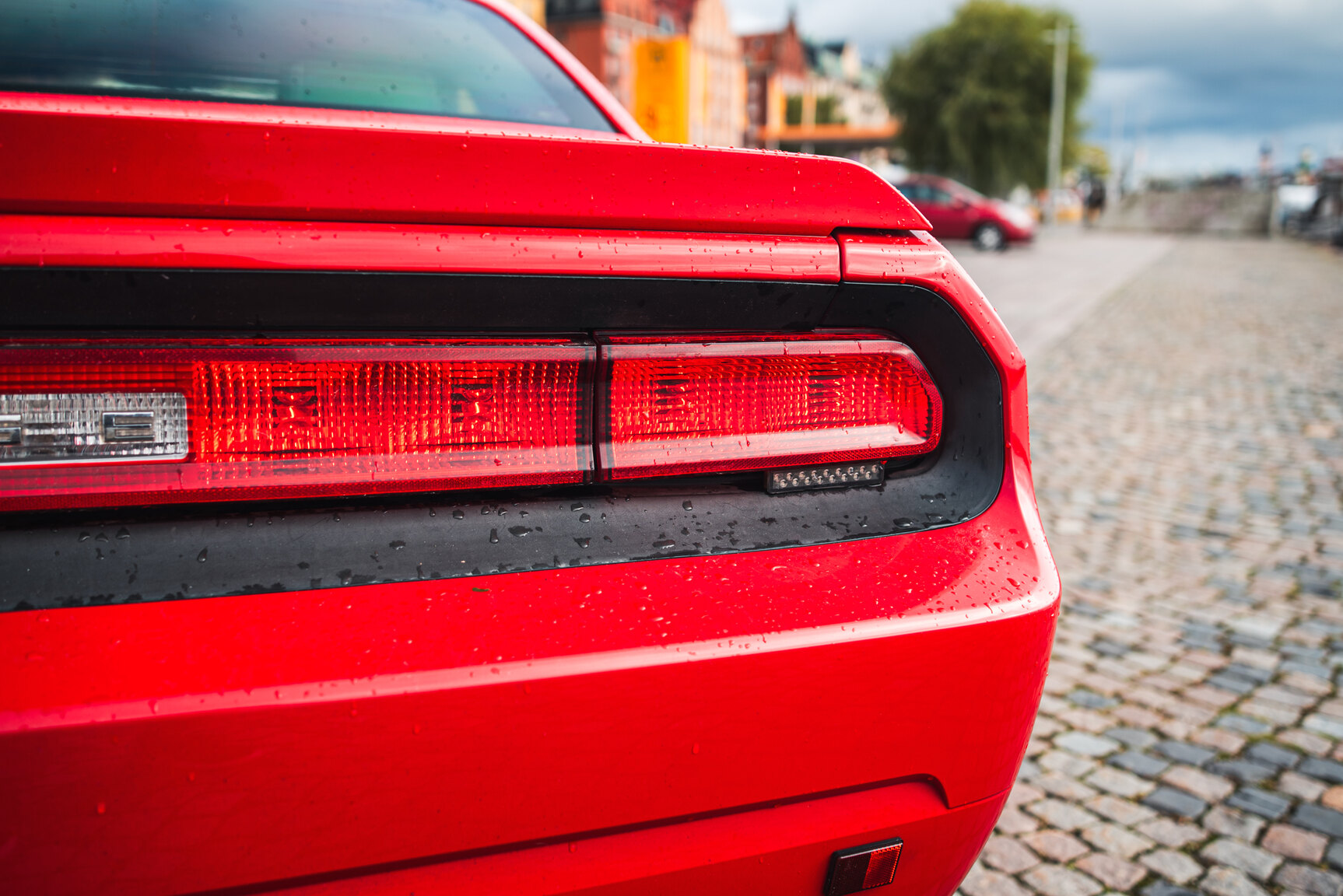 Exterior image of 2010 Dodge Challenger 5.7 V8 HEMI Manuell