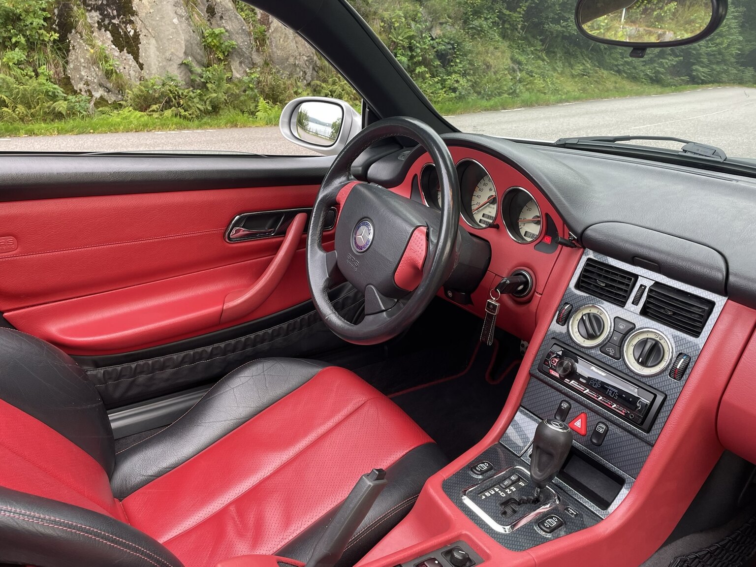 Interiörbild 1998 1998 MERCEDES BENZ SLK 230 