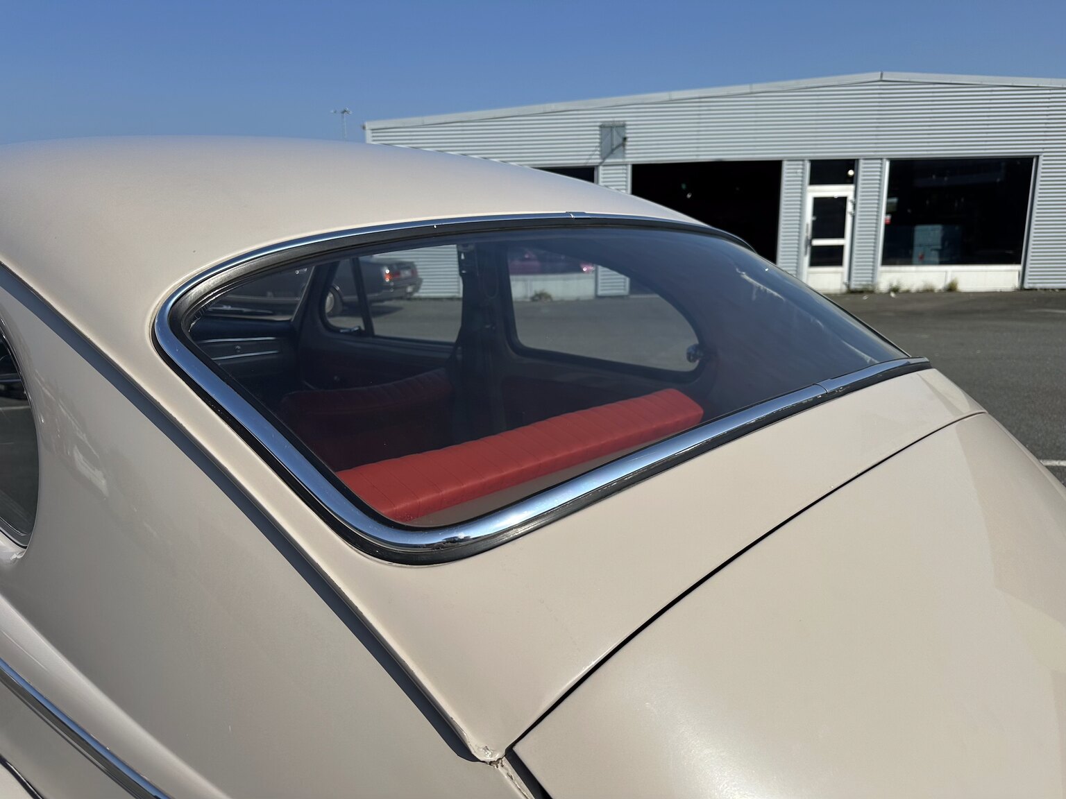 Exteriörbild på 1960 Volvo PV 544A