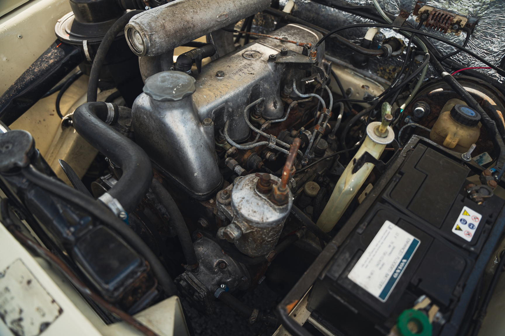 Image of 1966 Mercedes-Benz 200 D "Heckflosse" mechanics