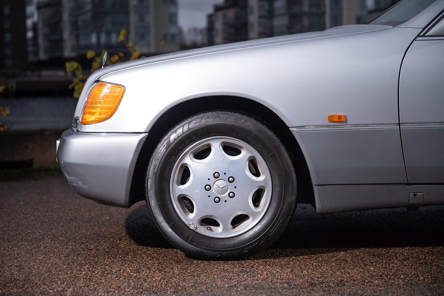 Exteriörbild på 1992 Mercedes-Benz 500 SE