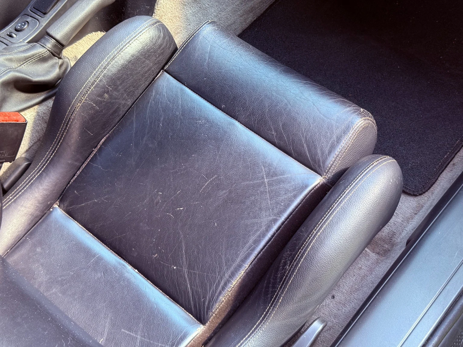 Innenraumfoto von 1997 Alfa Romeo GTV (48)