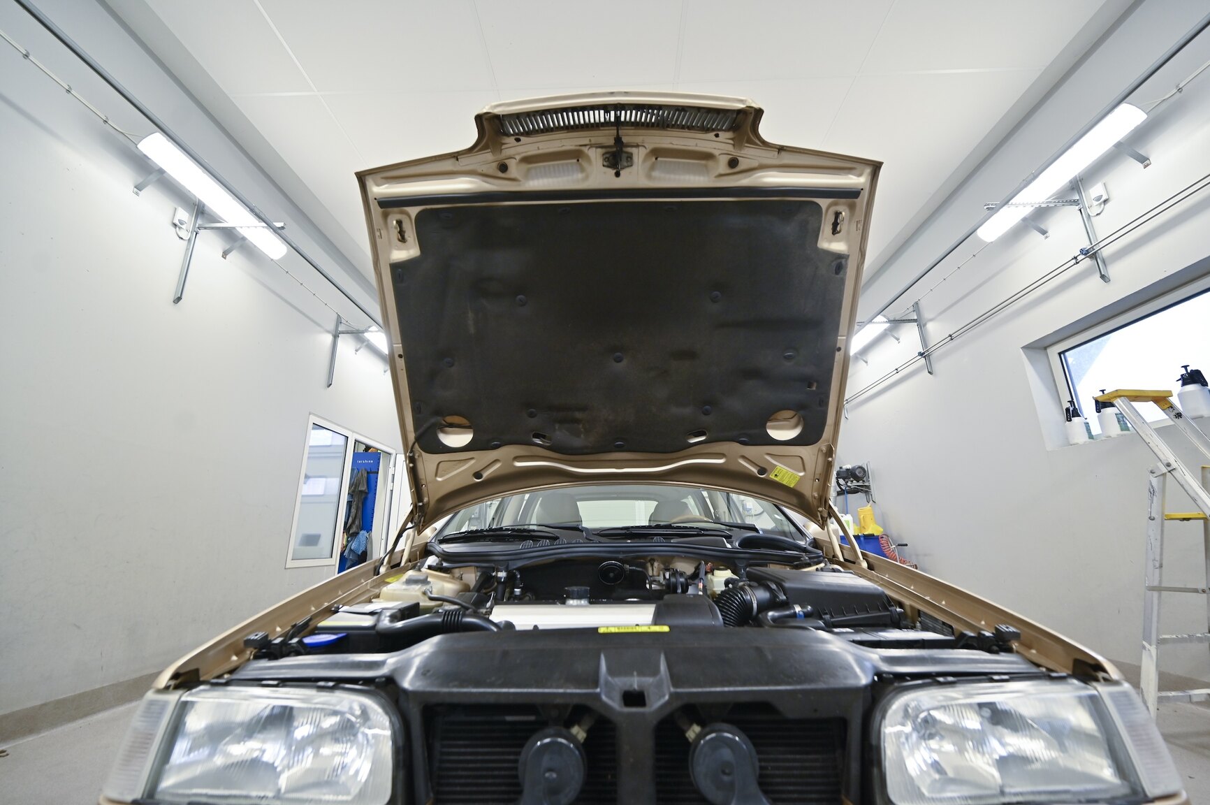 Image of 1996 Volvo 855GLT mechanics