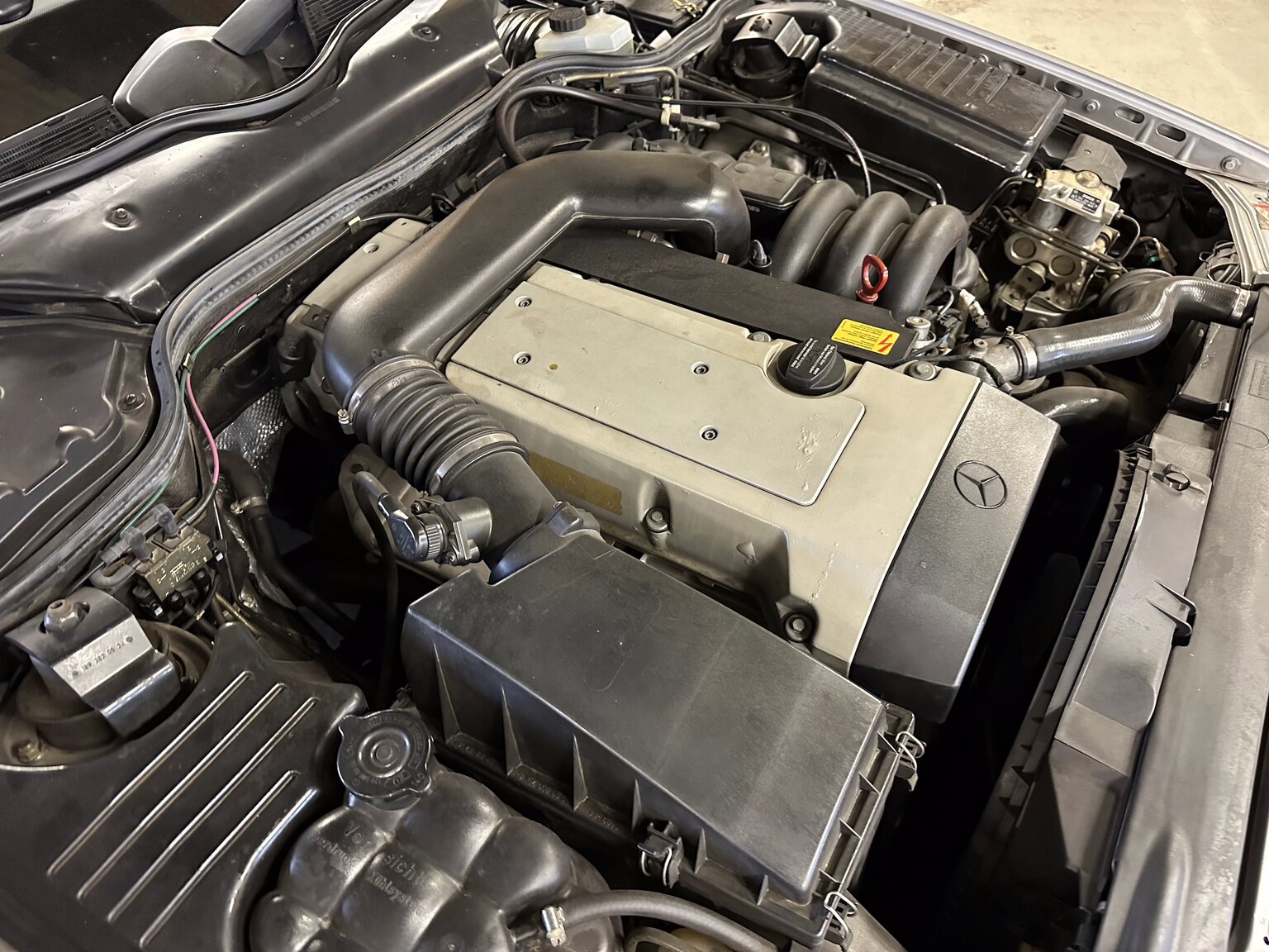 Image of 1993 Mercedes-Benz SL 320 mechanics