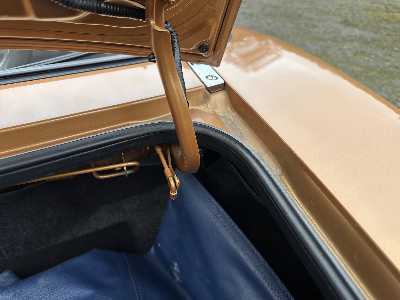 Innenraumfoto von 1998 Mazda Miata MX-5 NB