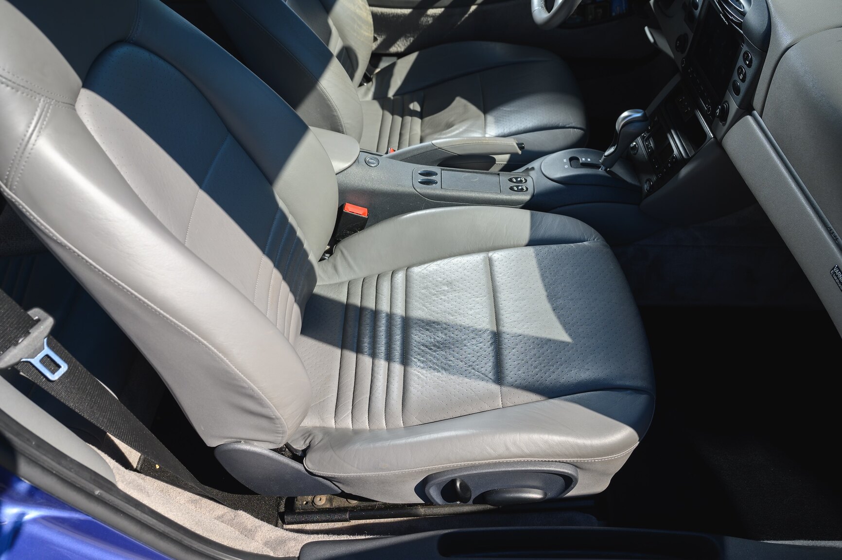 Interiörbild 1998 Porsche 911 Carrera Tiptronic (37)