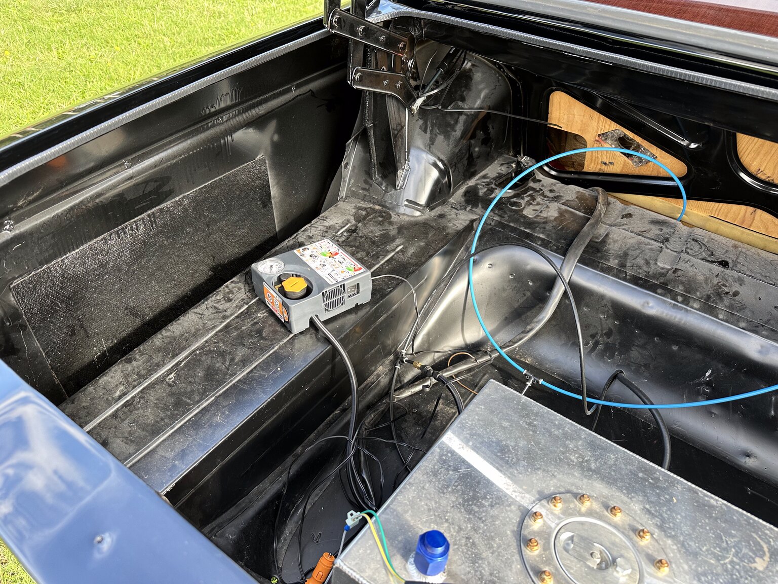 Image of 1969 Volvo 144 custom mechanics