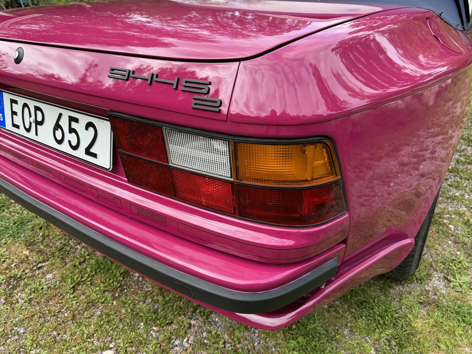 Exteriörbild på 1990 Porsche 944 S2 Convertible