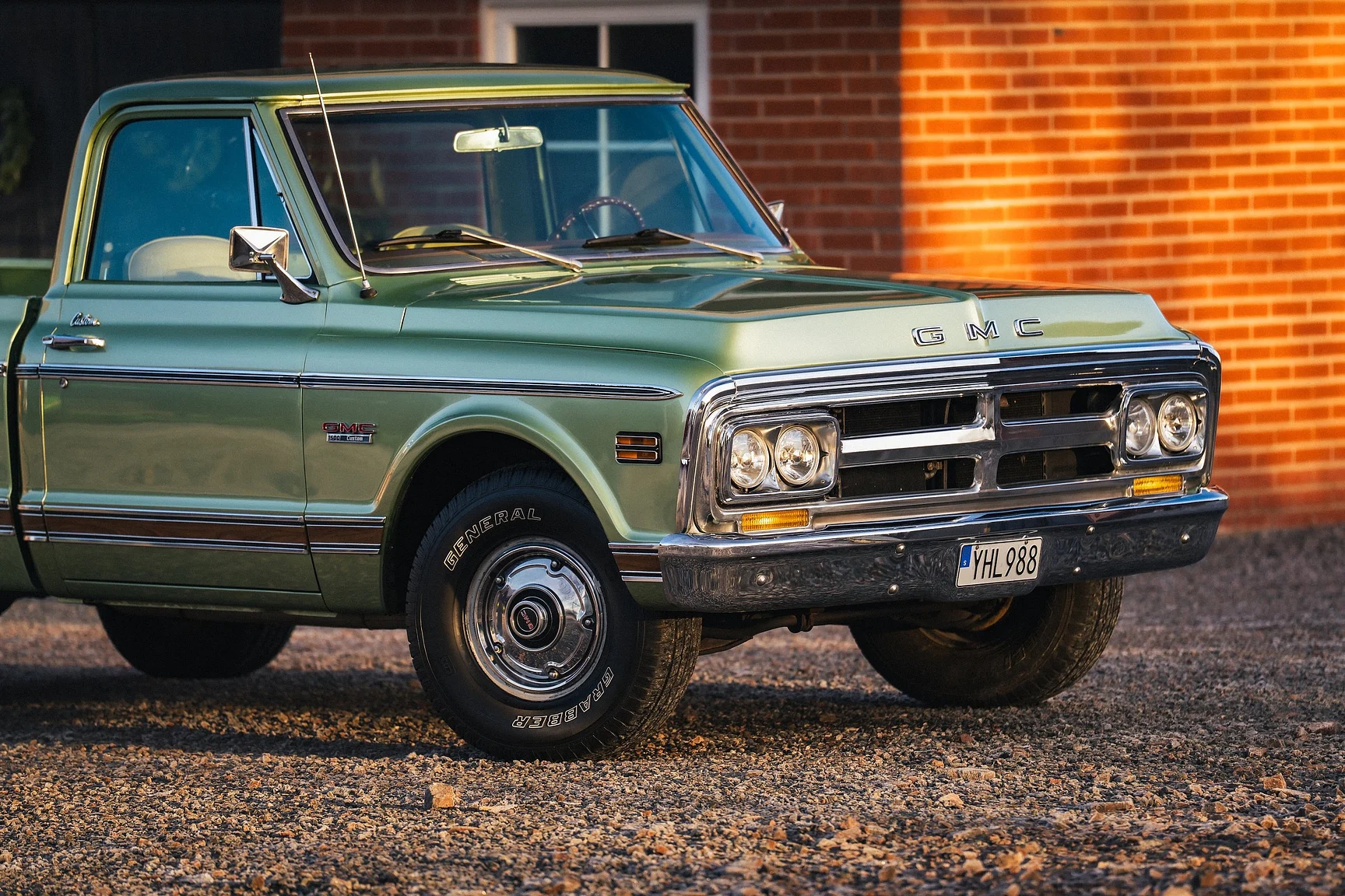 Aussenfoto 1970 GMC 1500 Custom Sierra Grande – NO RESERVE (66)