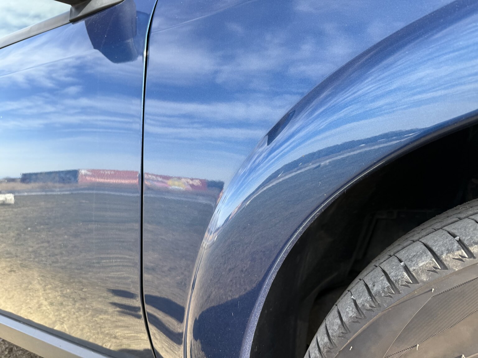 Exterior image of 2006 SAAB 9-7X 5.3 V8 XWD