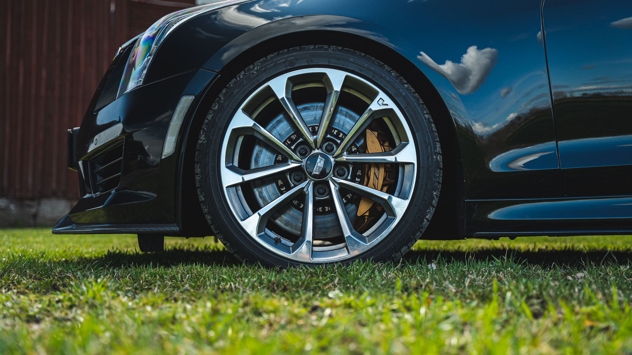 Exterior image of 2016 Cadillac ATS-V (21)