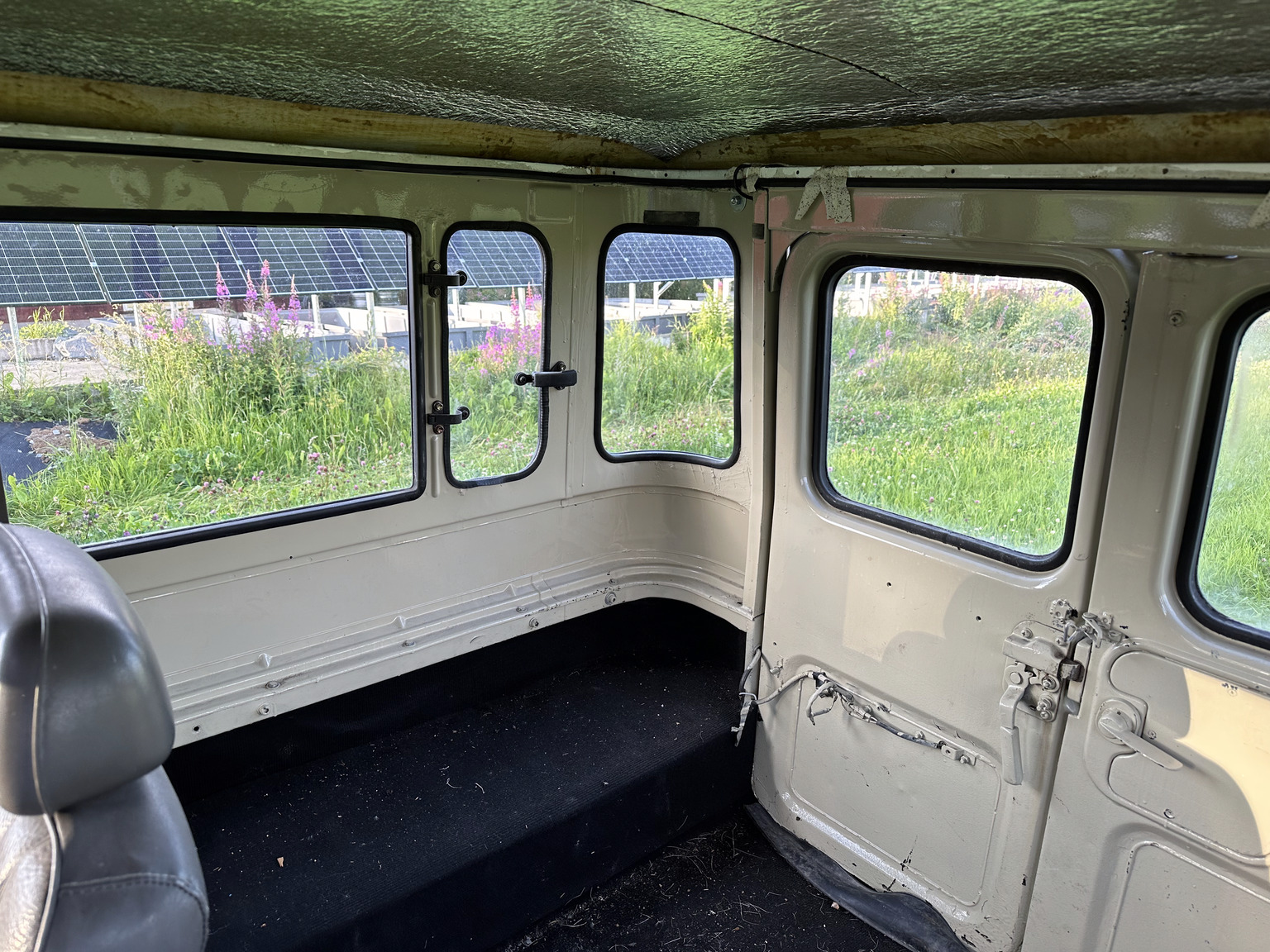 Innenraumfoto von 1985 Toyota Land Cruiser BJ 42