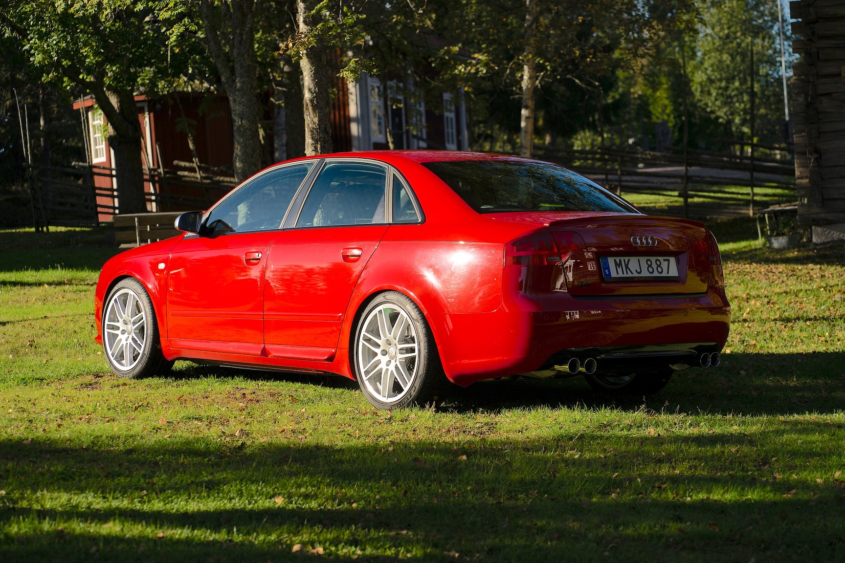 Exterior image of 2007 Audi  S4 quattro 4.2 V8 manuell