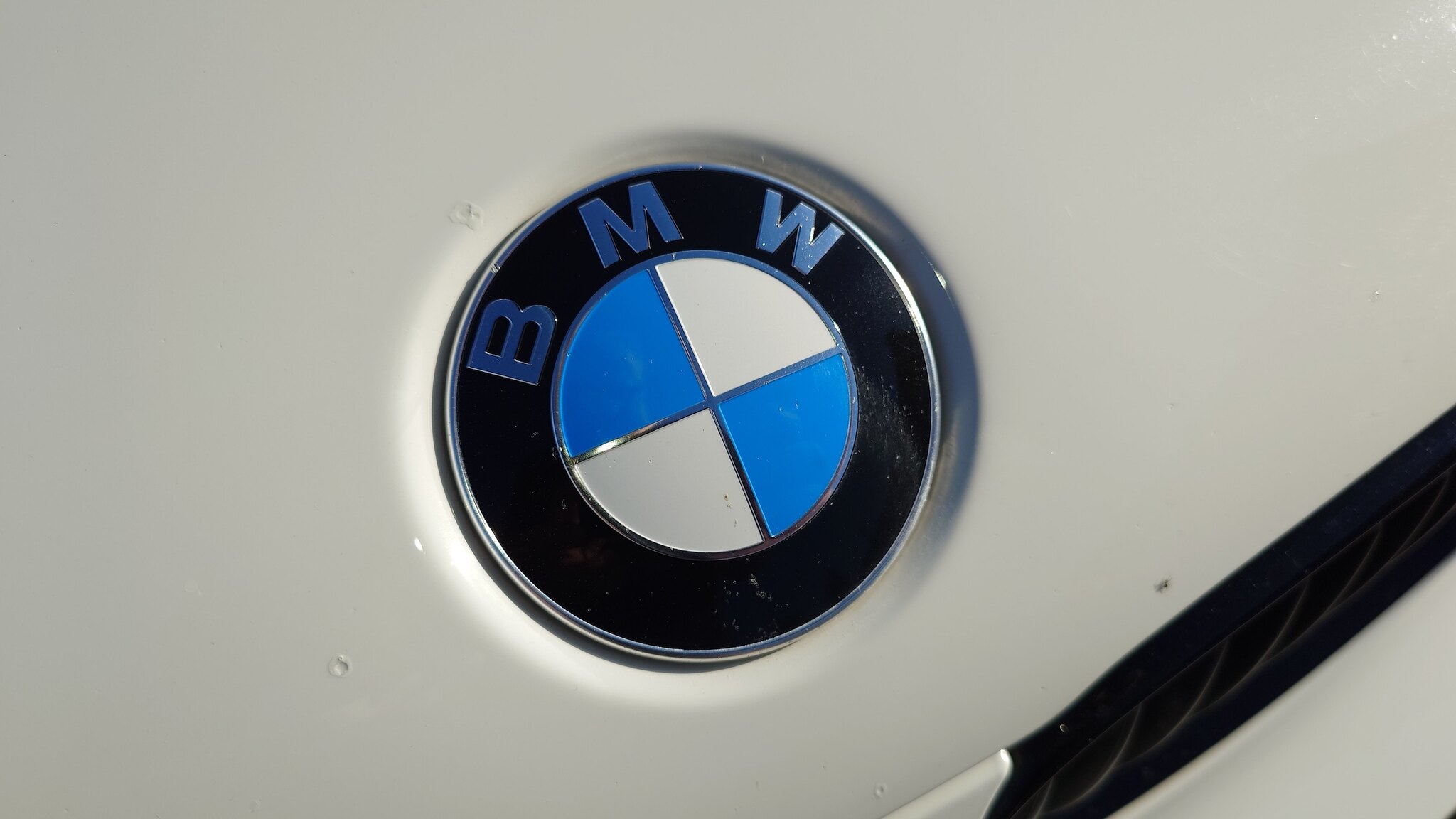 Exterior image of 2011 BMW 135i Coupé 