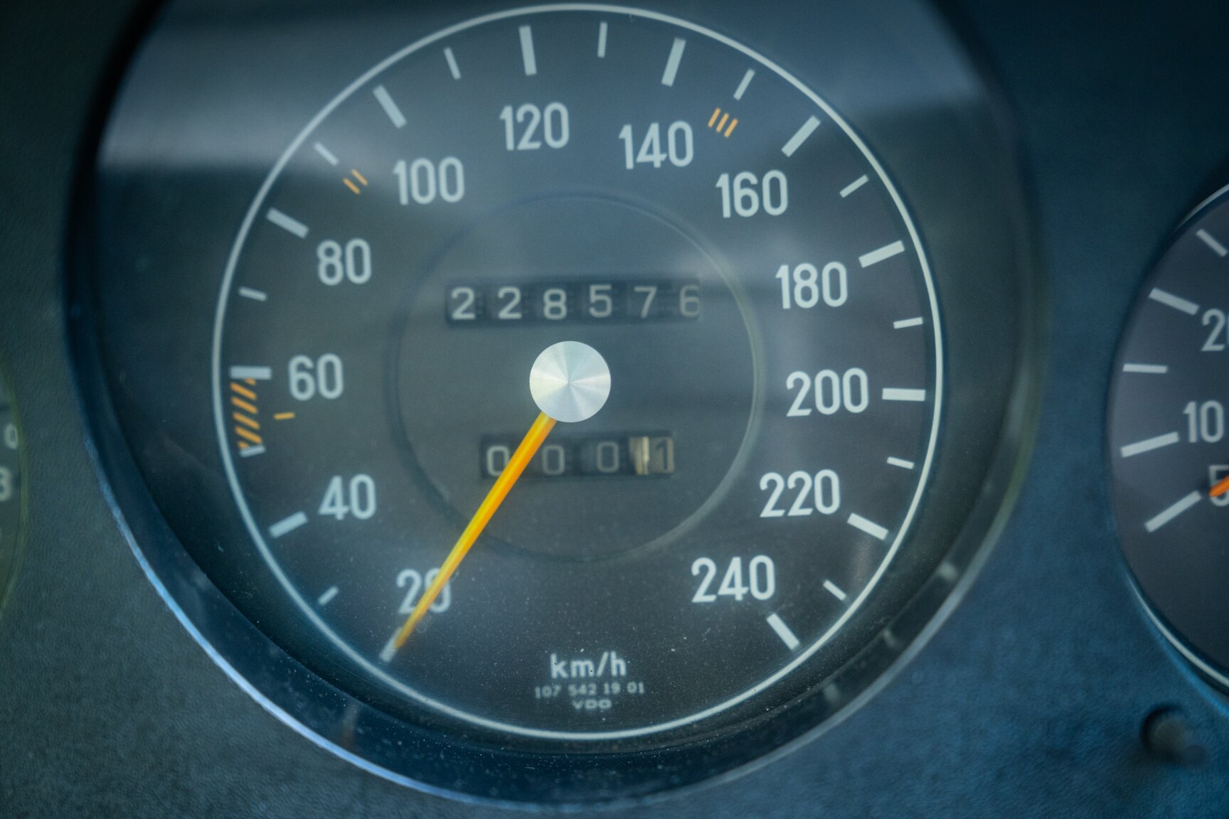 Innenraumfoto von 1975 Mercedes-Benz 350 SLC