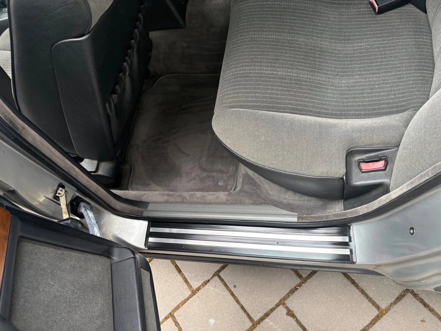 Interiörbild 1988 BMW 730iA (80)