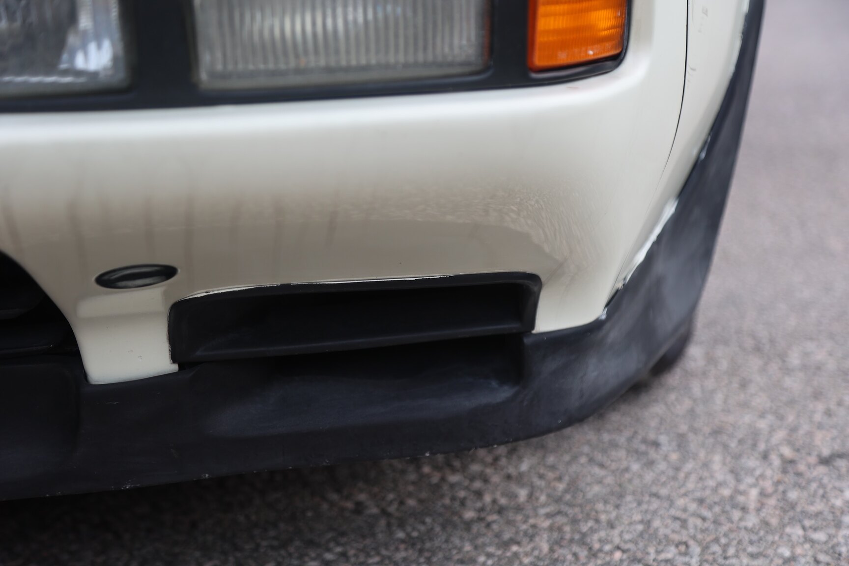 Exterior image of 1981 Porsche 928 S