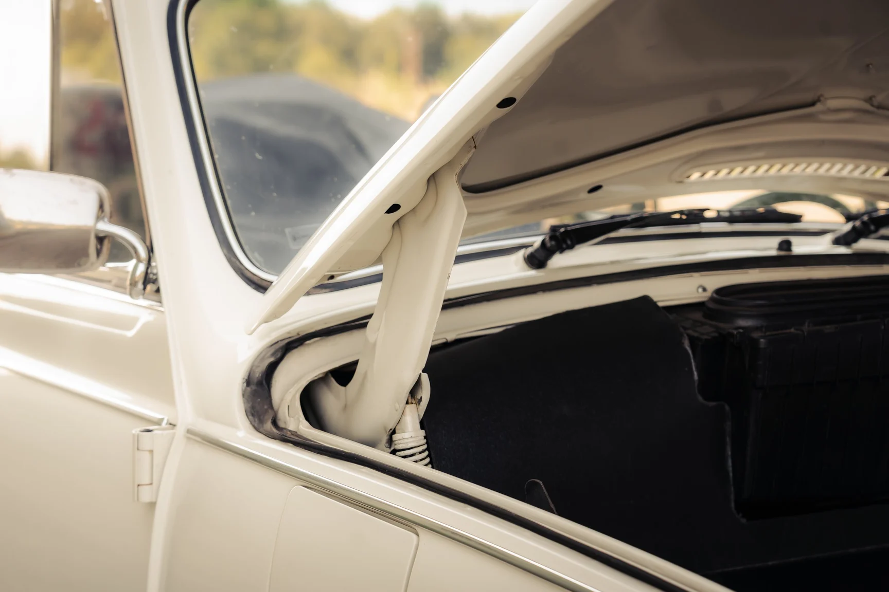 Innenraumfoto von 1972 Volkswagen 1302 S Cabriolet (59)