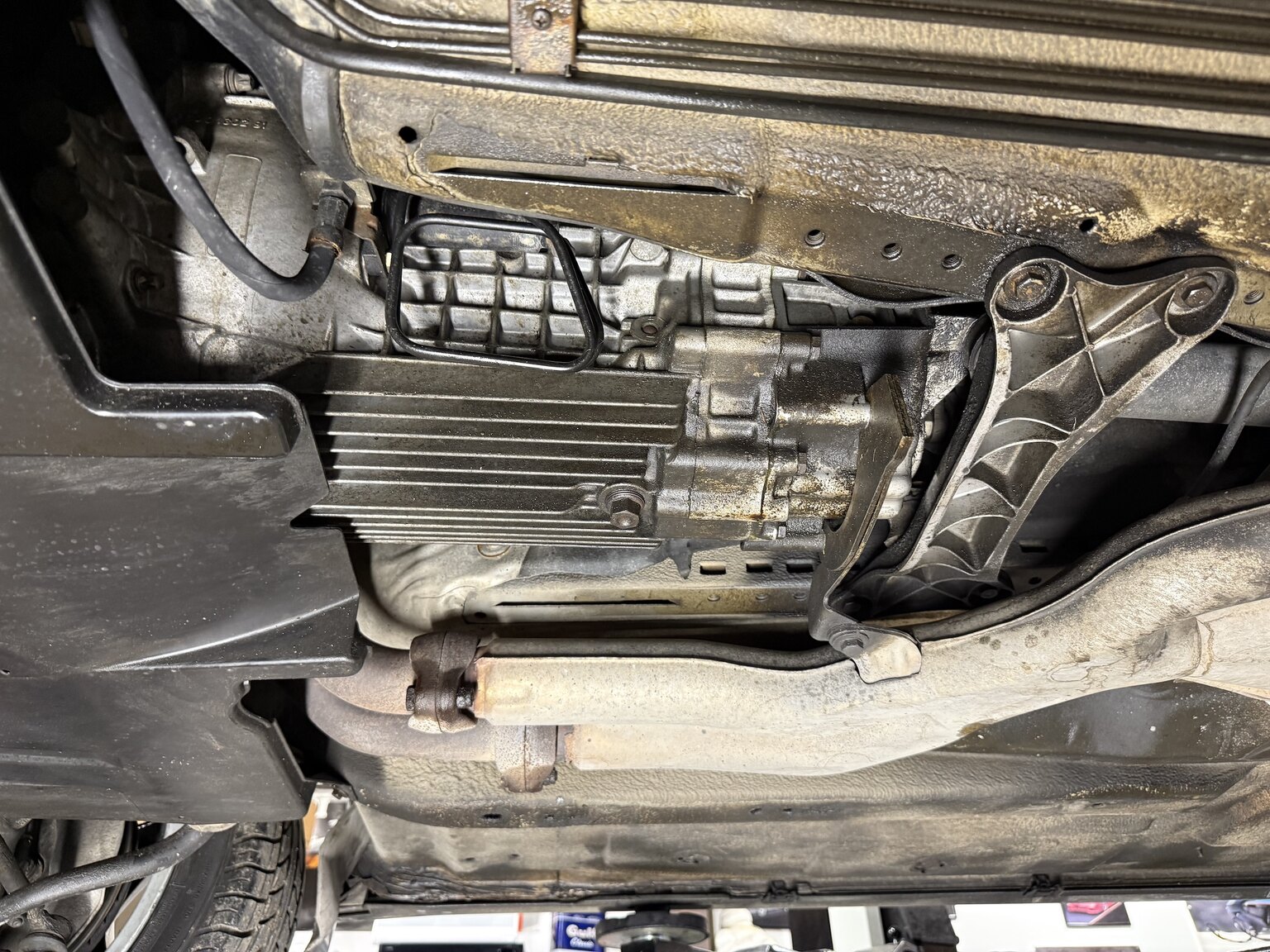 1989 BMW M5, Mekanik