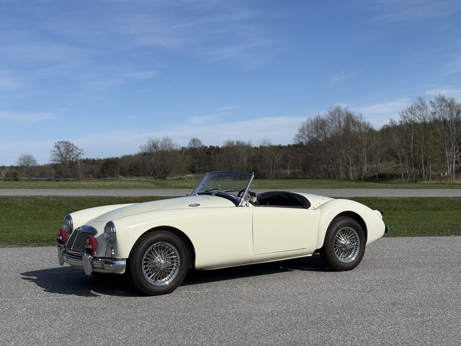 Exteriörbild på 1959 MG MGA 1500
