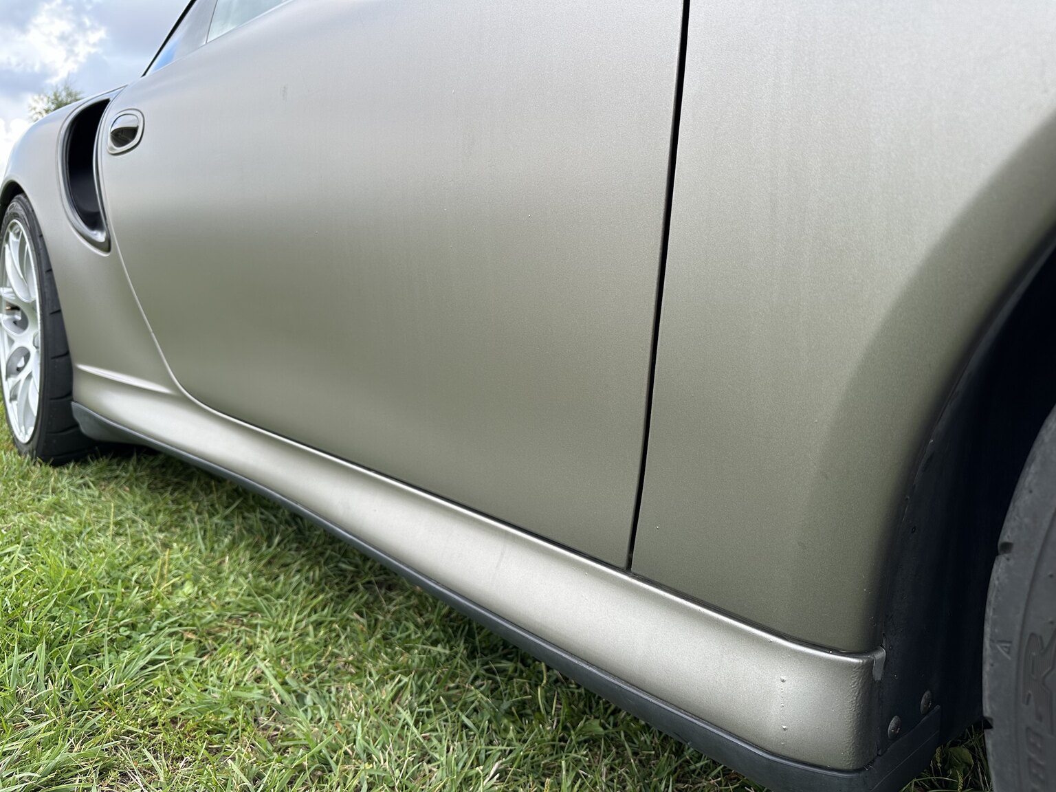 Exterior image of 2002 Porsche 996 Turbo