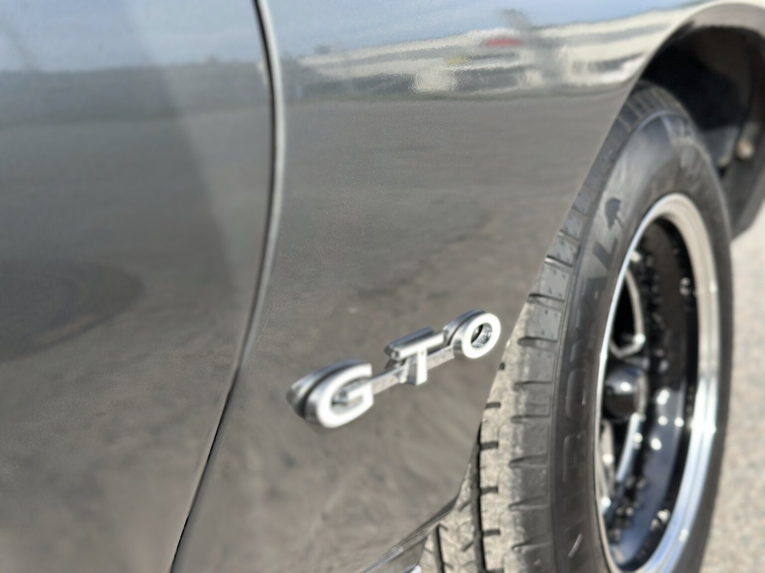 Exteriörbild på 1969 Pontiac GTO 406cid 
