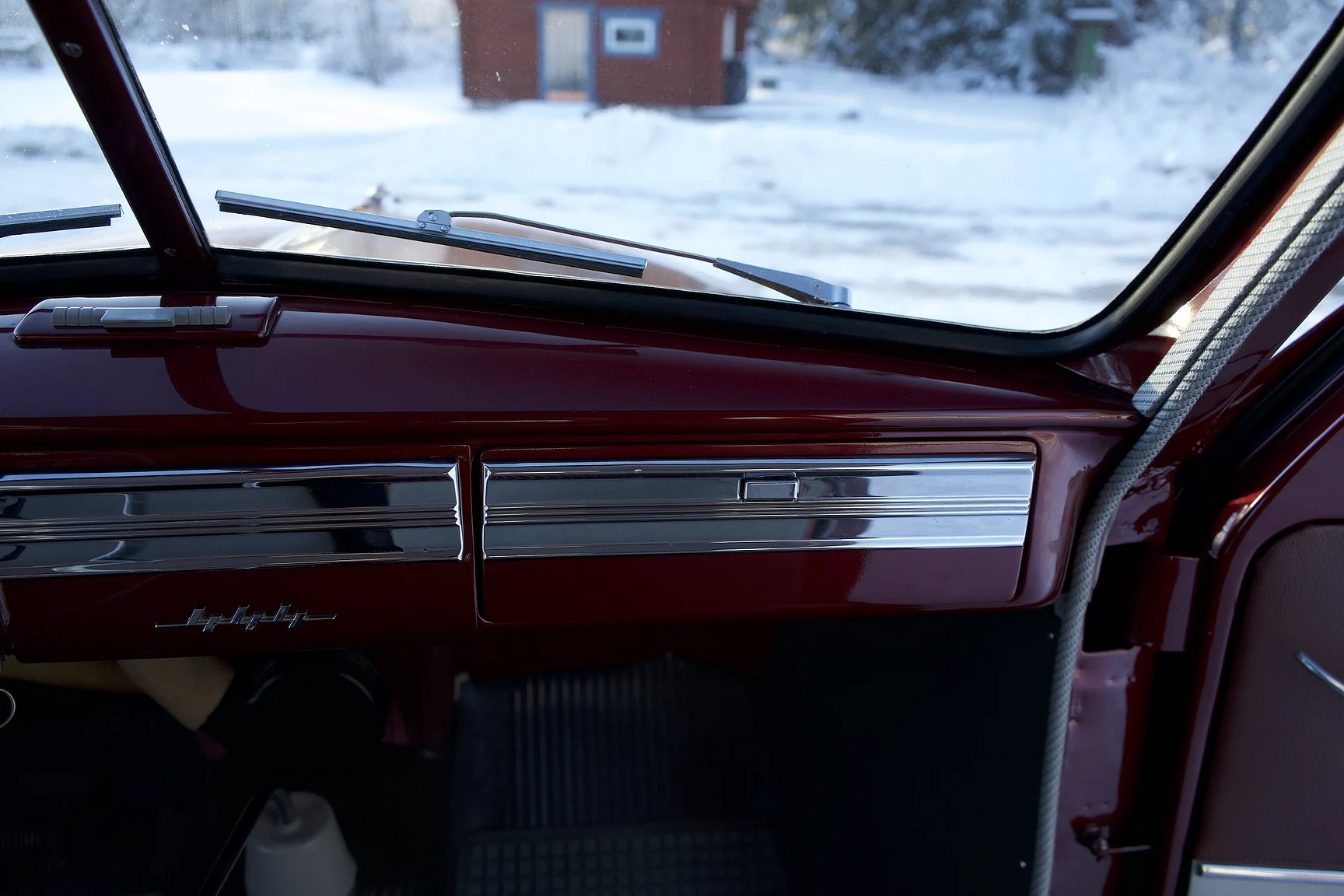 Interior image of 1953 Volvo PV444 DS (47)