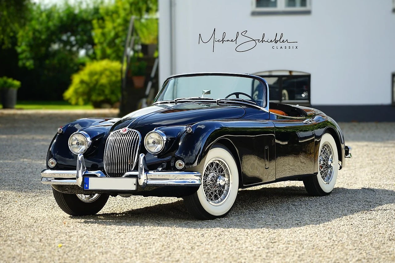 Bild von 1957 Jaguar XK150 (13)