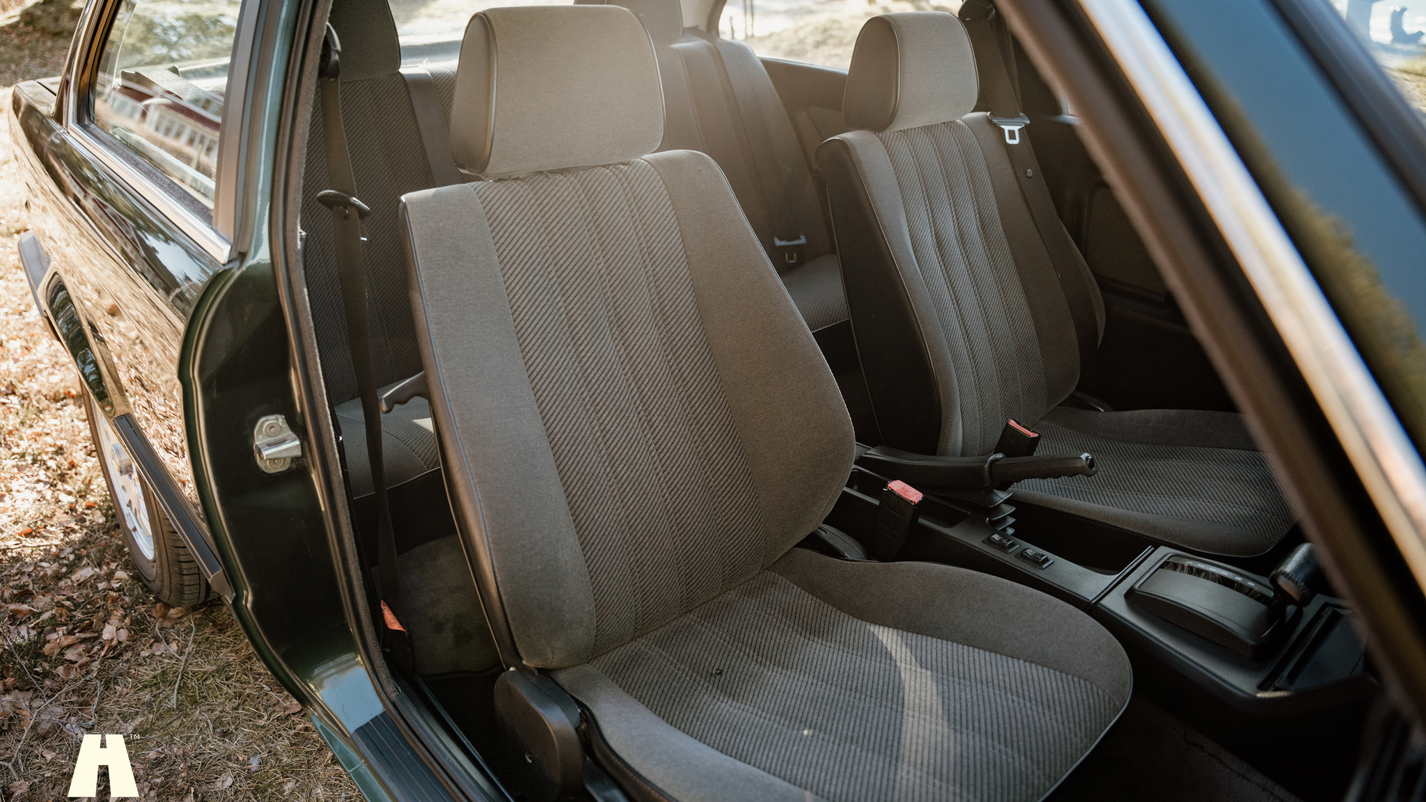 Interior image of 1988 BMW 325 Coupé (4)