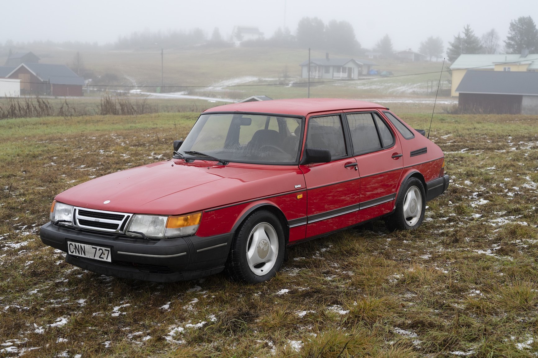 Exterior image of 1992 SAAB 900 S – NO RESERVE