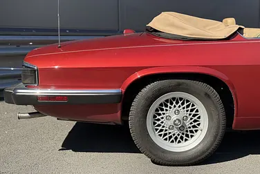 #<Image:0x00007fb9ac7e6400>