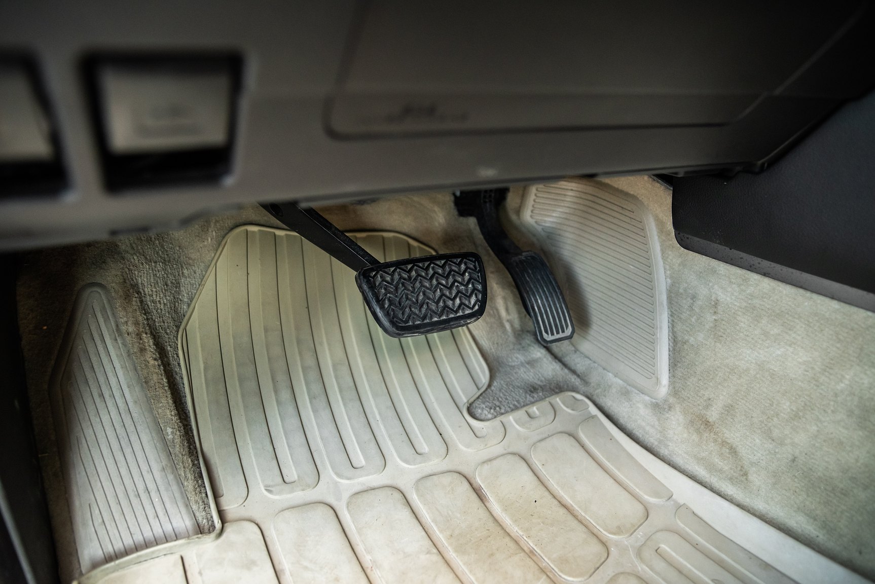 Interior image of 2008 Toyota Land Cruiser 4.5 4WD V8