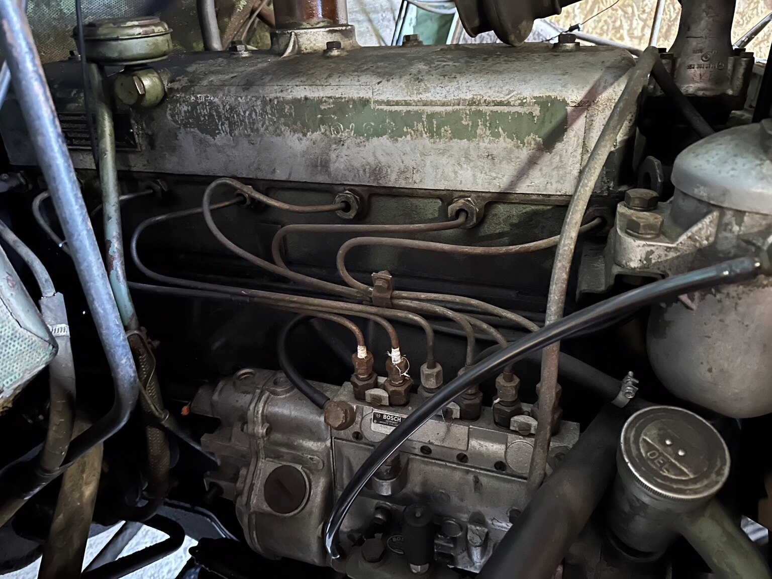 Image of 1964 Mercedes-Benz L911 mechanics