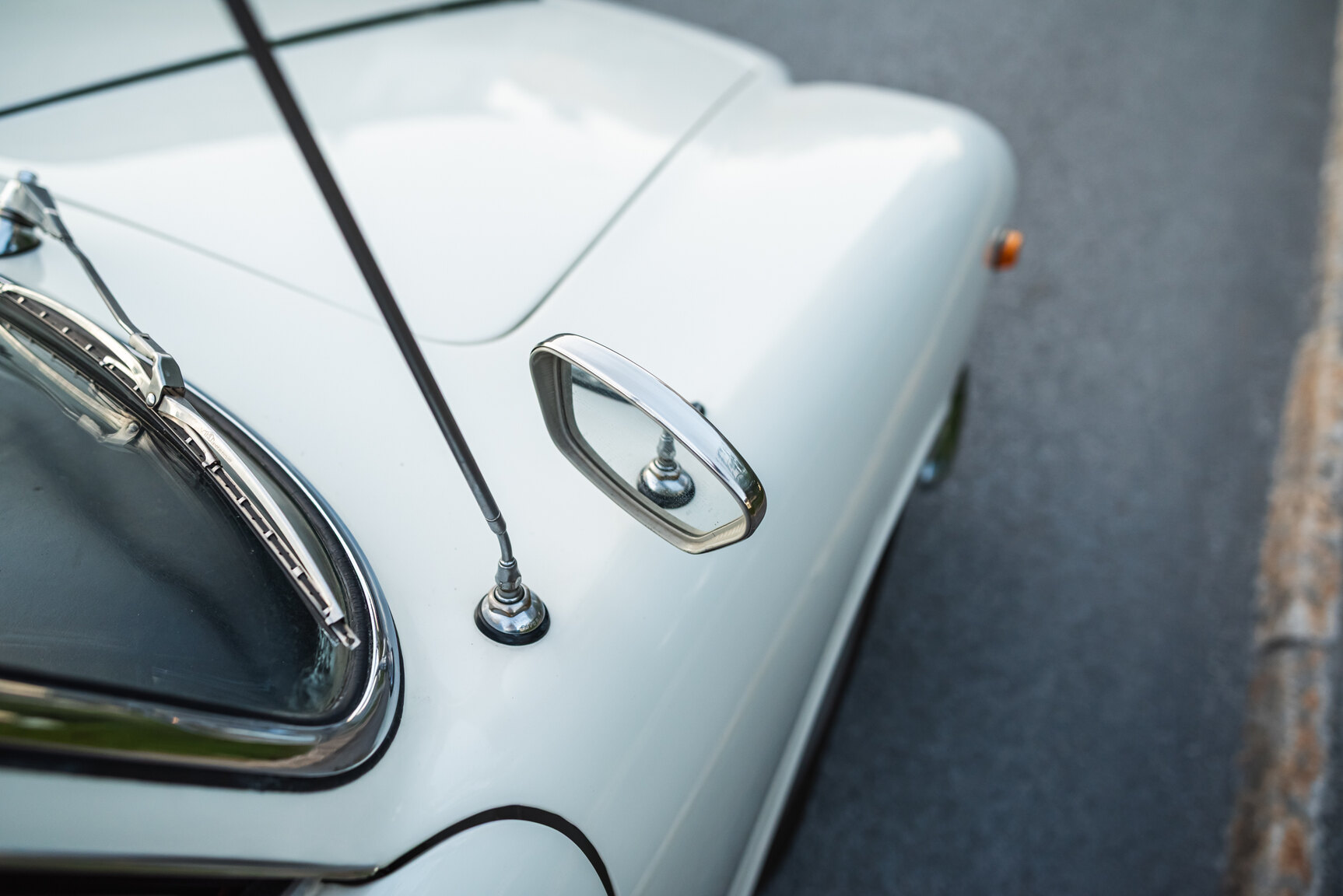 Exterior image of 1964 Lancia Flavia Vignale  