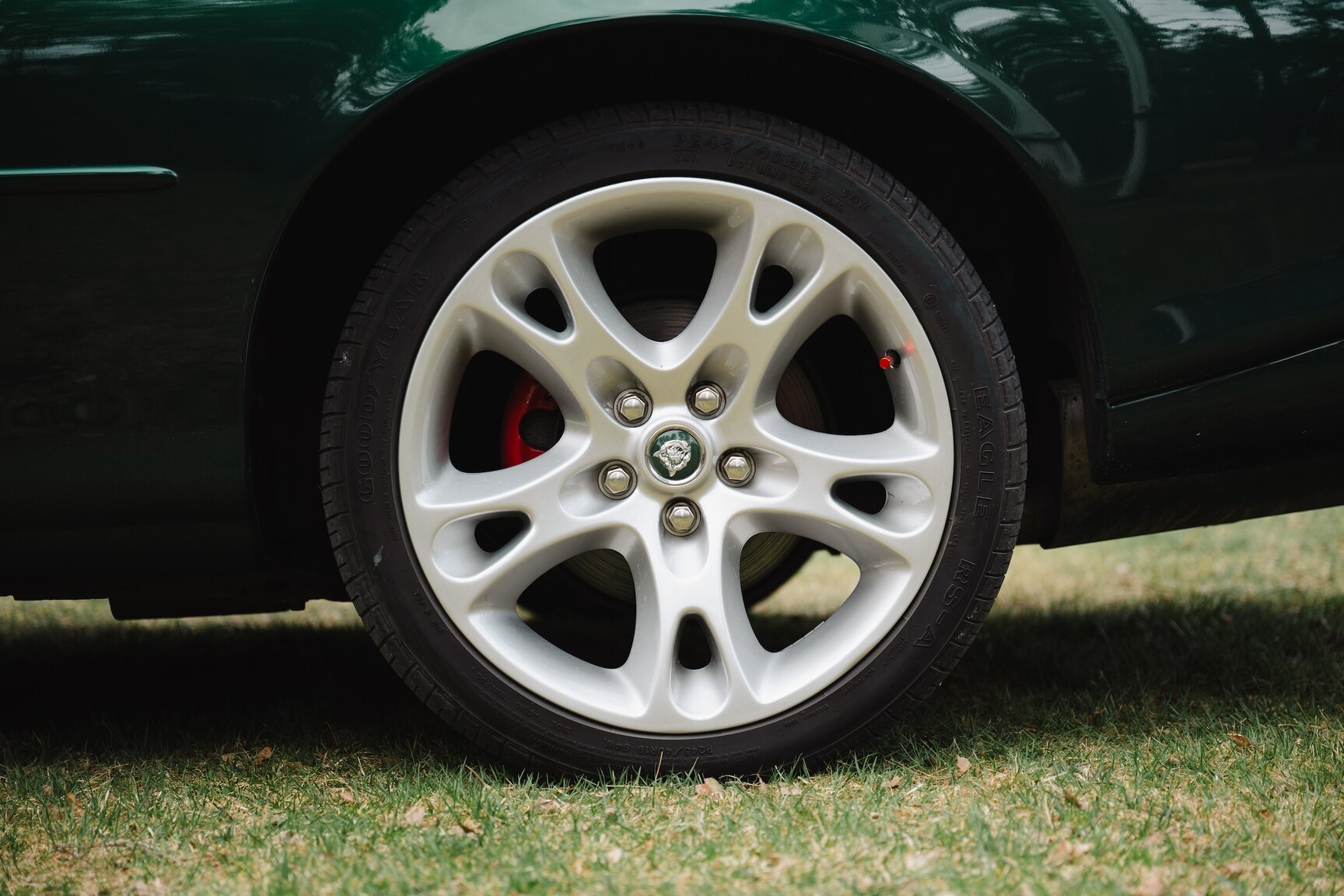 Exteriörbild på 2003 Jaguar XK8 Cabriolet