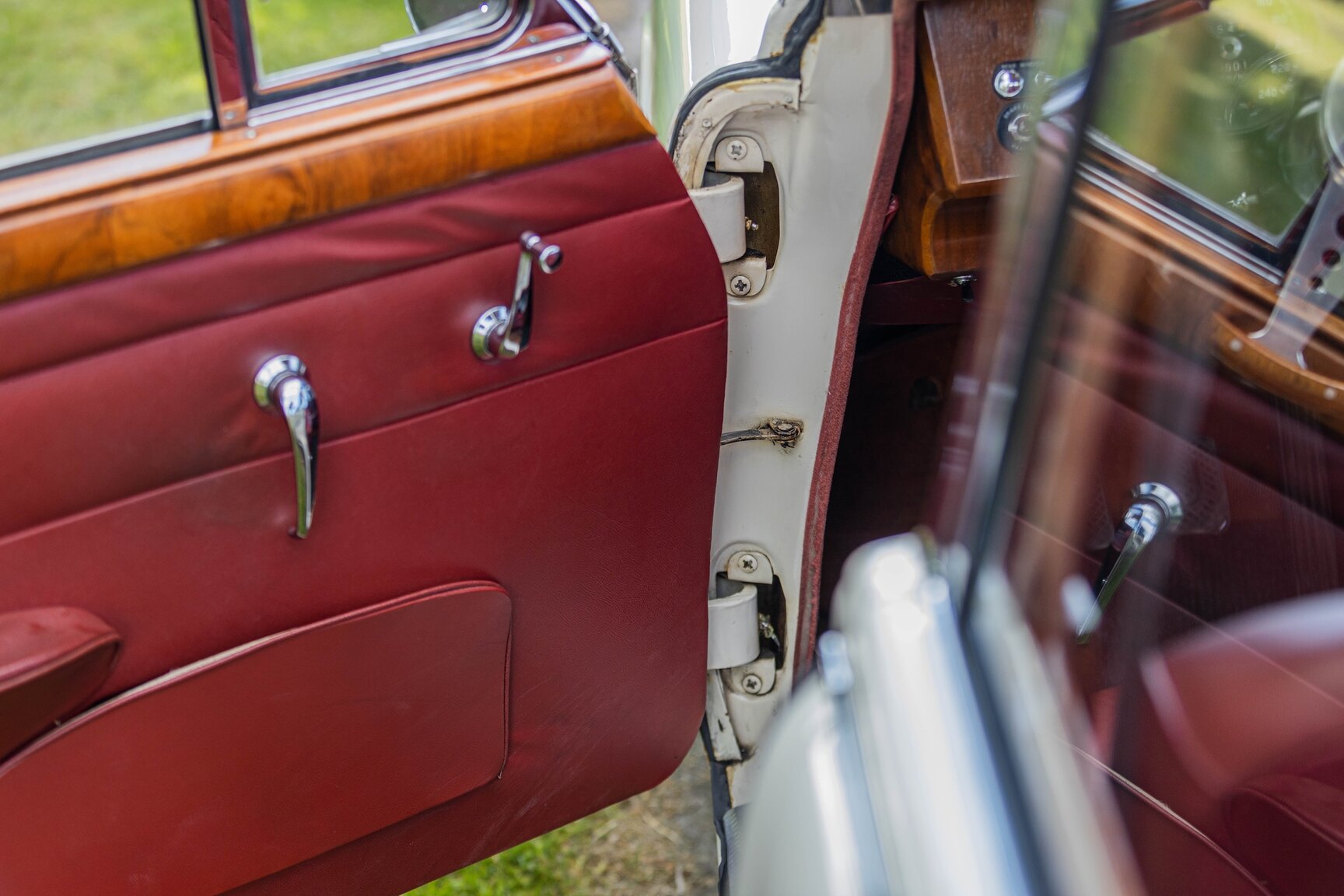 Interior image of 1968 Jaguar 340 XK Mark II