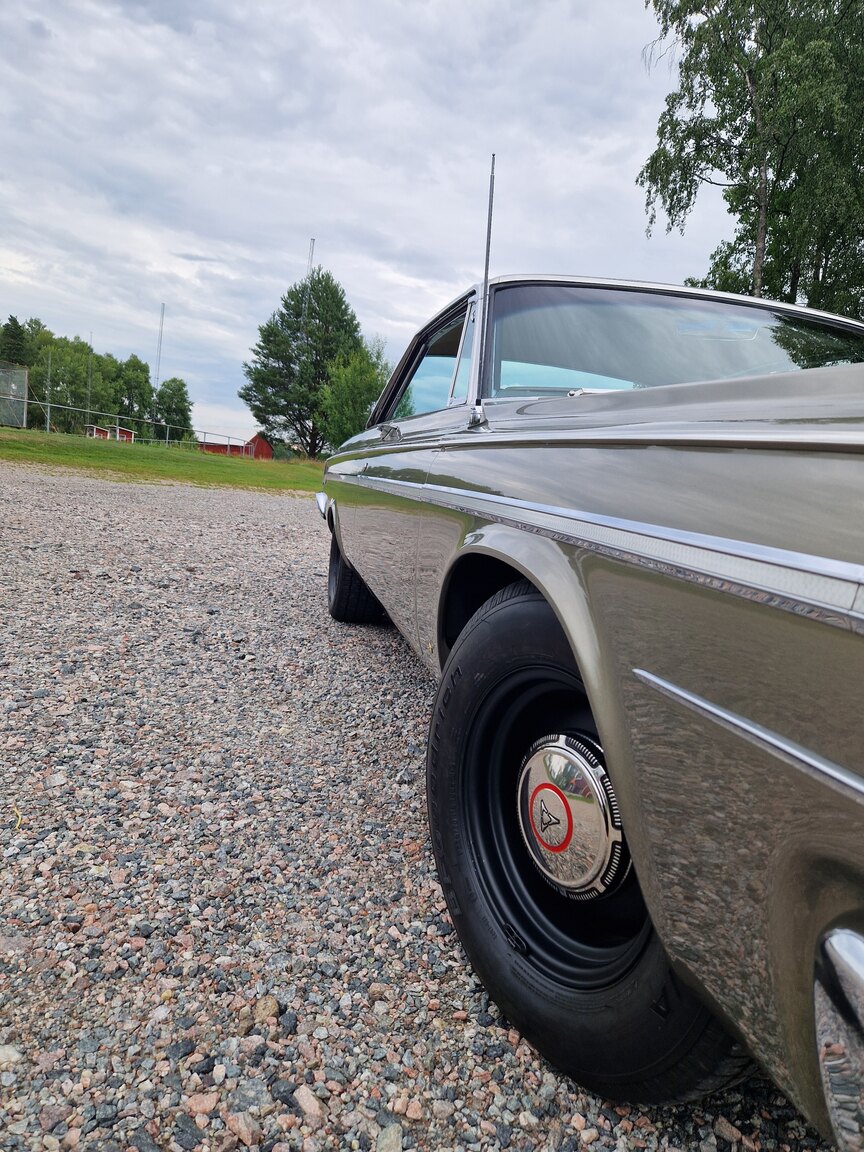 Exteriörbild på 1964 Dodge Polara 500