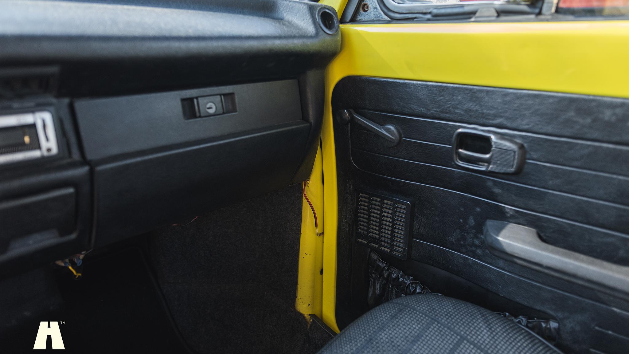 Interiörbild 1974 Volkswagen Bubbla 1303LS Cabriolet Svensksåld 