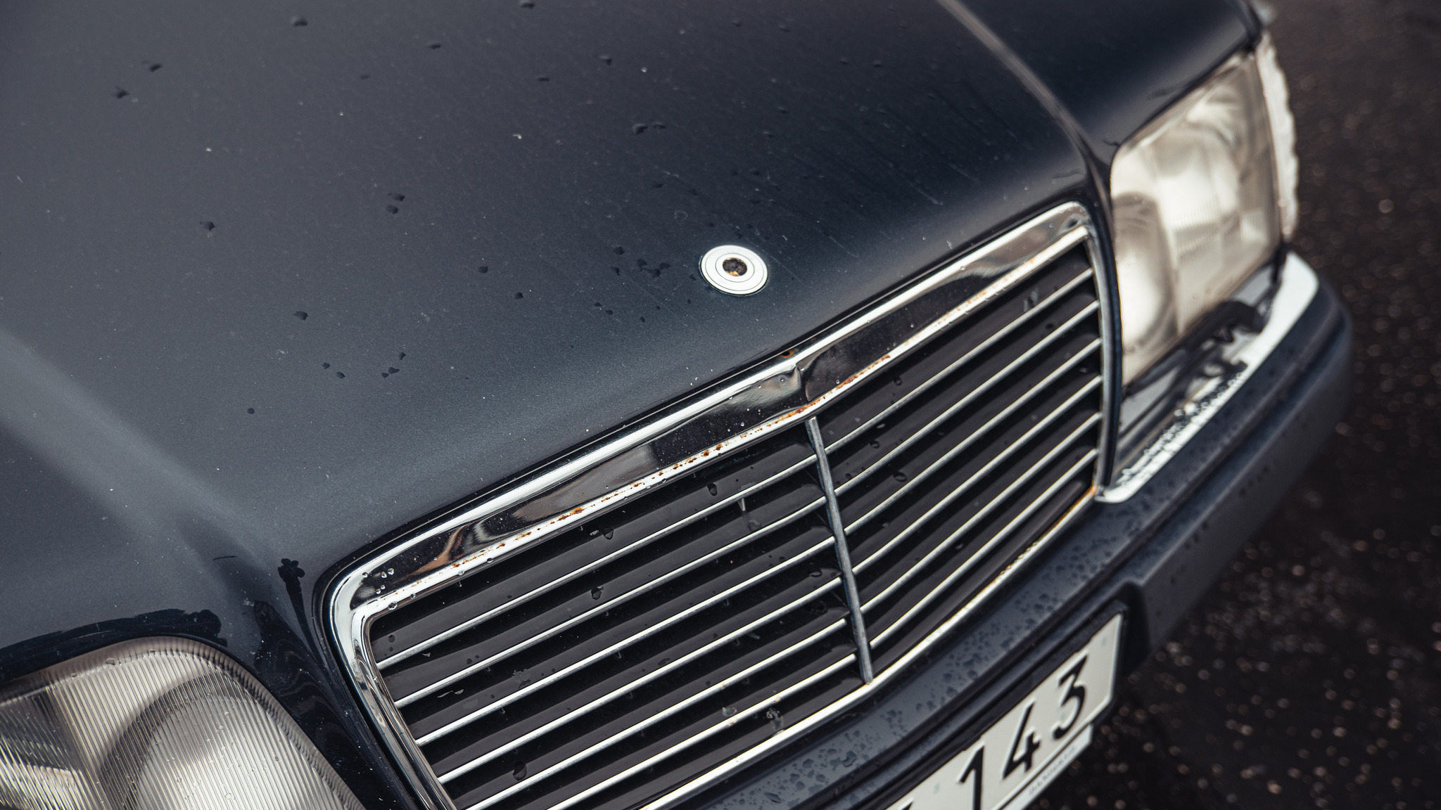 Exteriörbild på 1995 Mercedes Benz E320 Cabriolet (19)