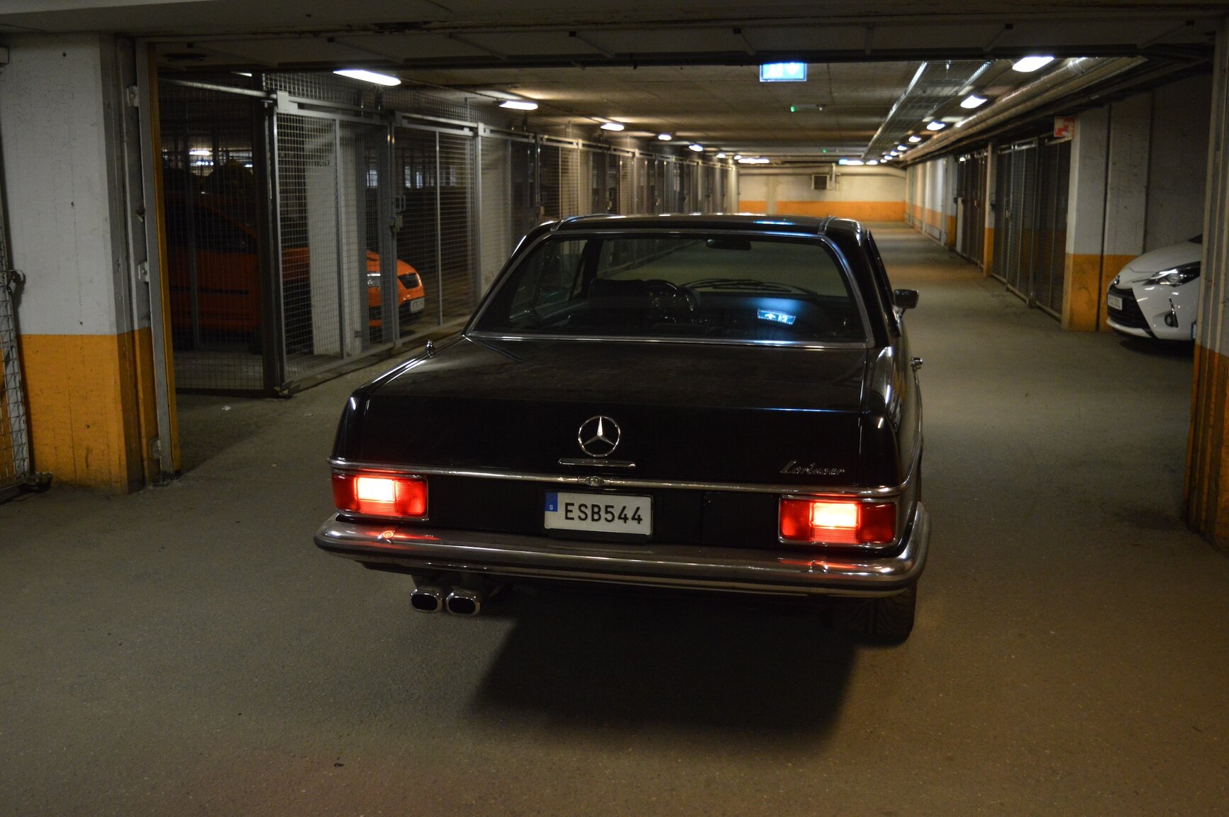 Exteriörbild på 1969 Mercedes-Benz 250 C "Lorinser"