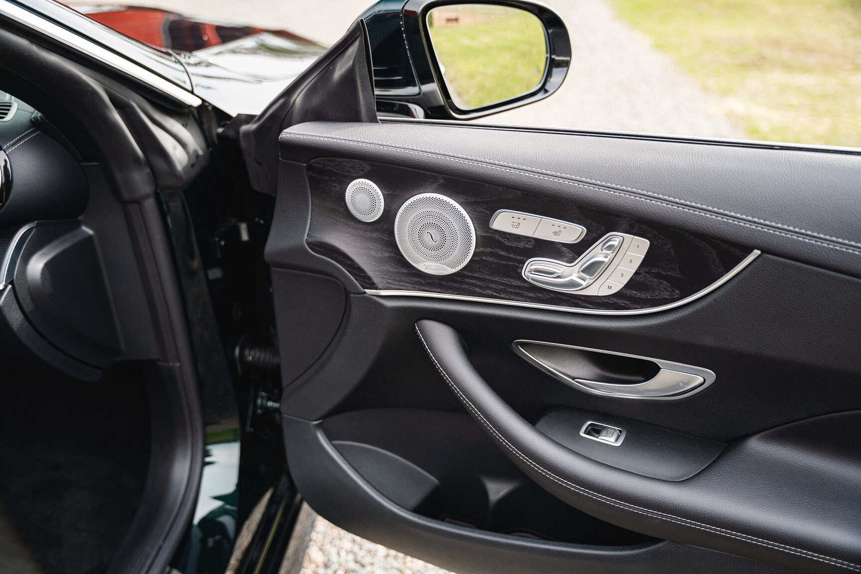 Interiörbild 2019 Mercedes-Benz E300 Cabriolet