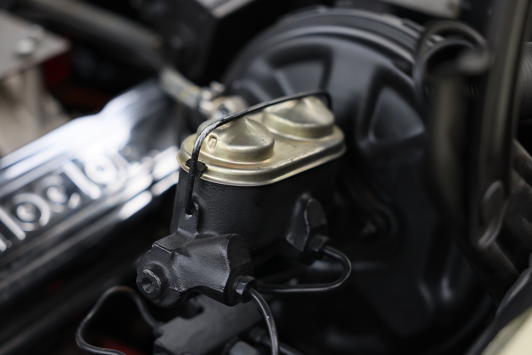 Image of 1968 Pontiac Firebird 400 Ram Air mechanics