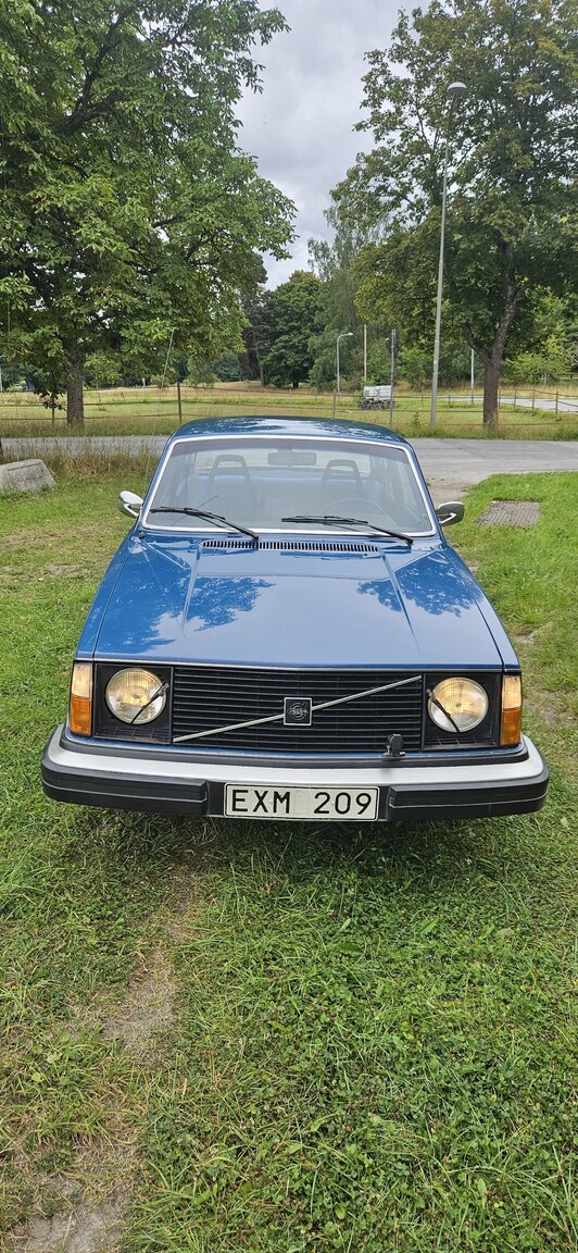 Exteriörbild på 1977 Volvo 242