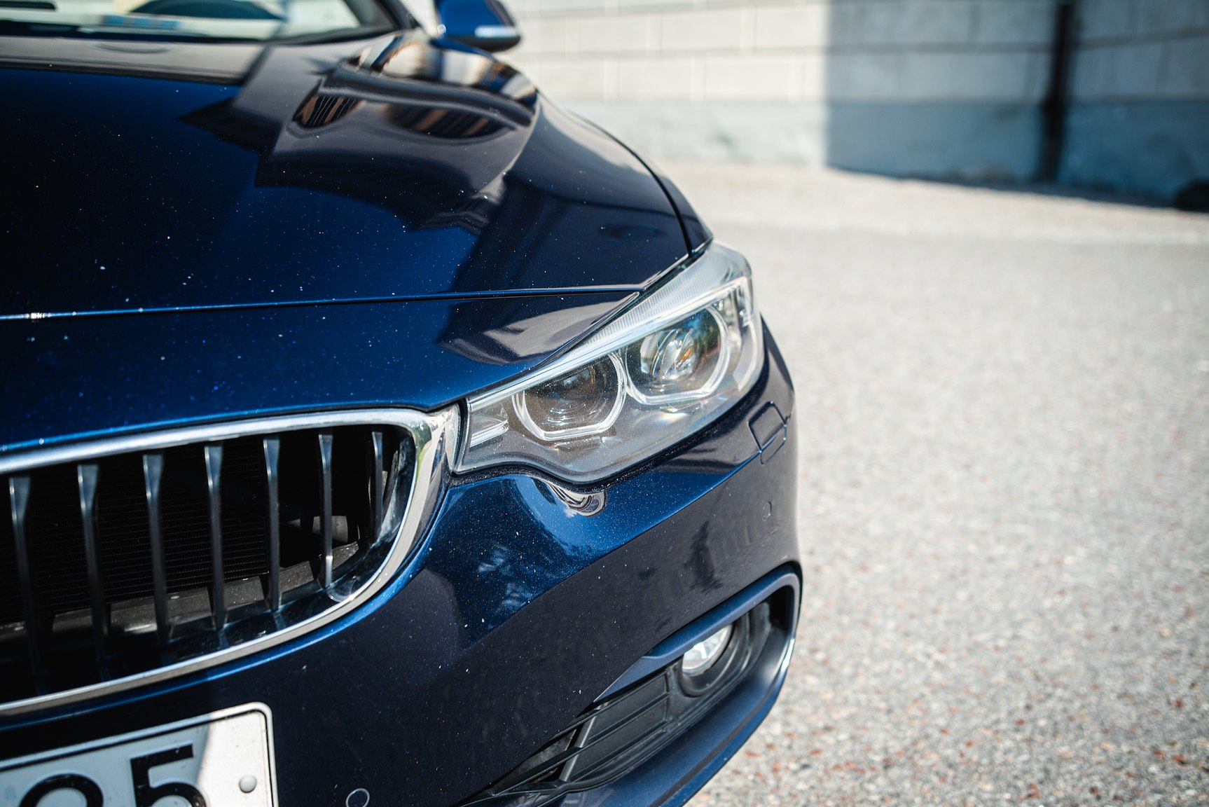 Exterior image of 2018 BMW 430i xDrive Convertible