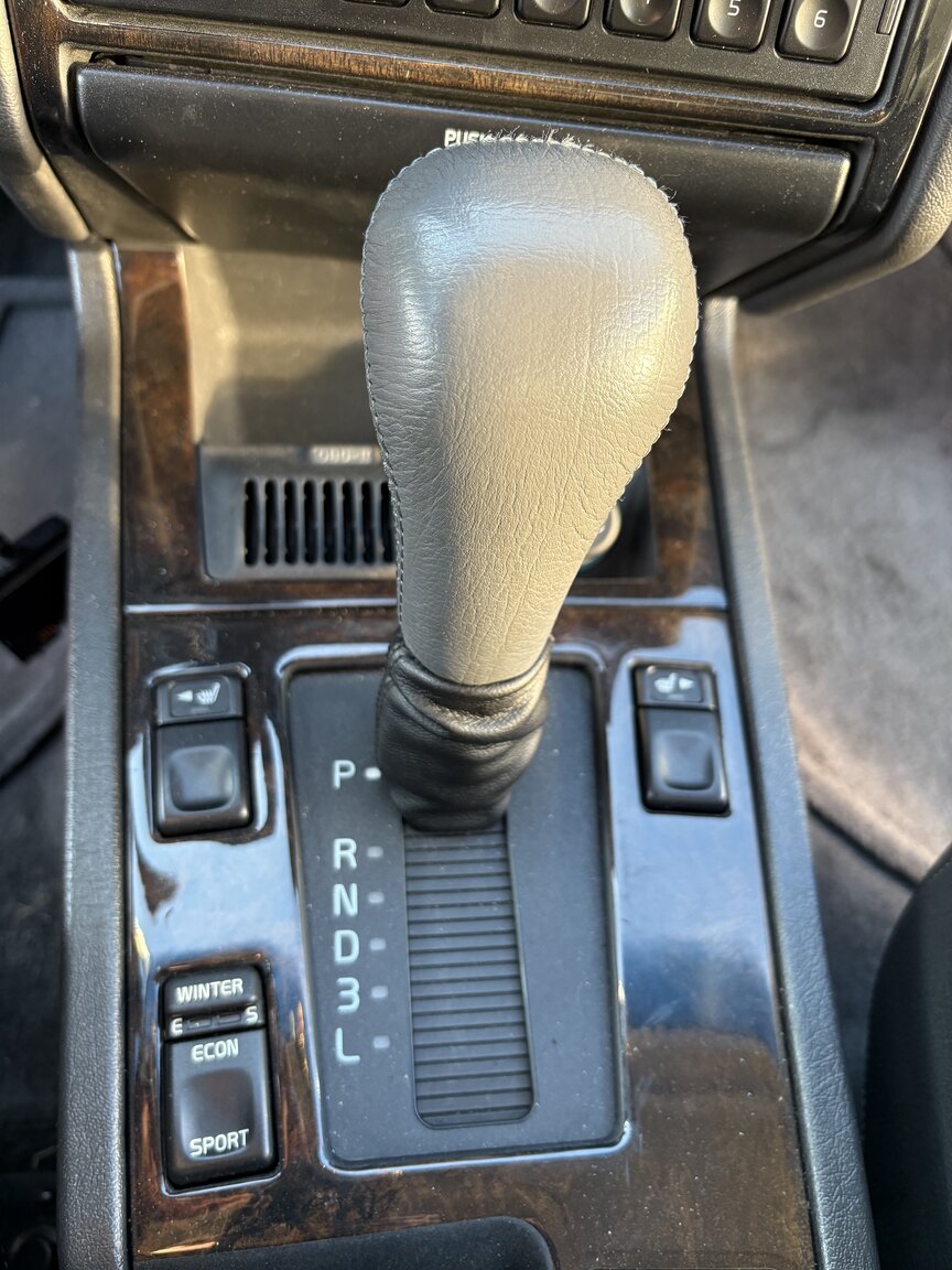 Interior image of 1996 Volvo 850 R