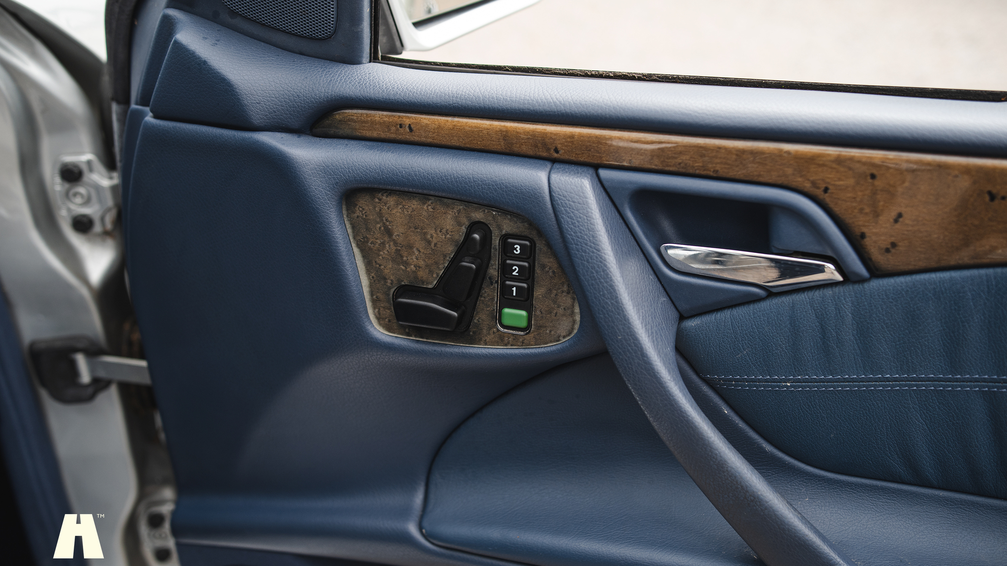 Interiörbild 2000 Mercedes E430