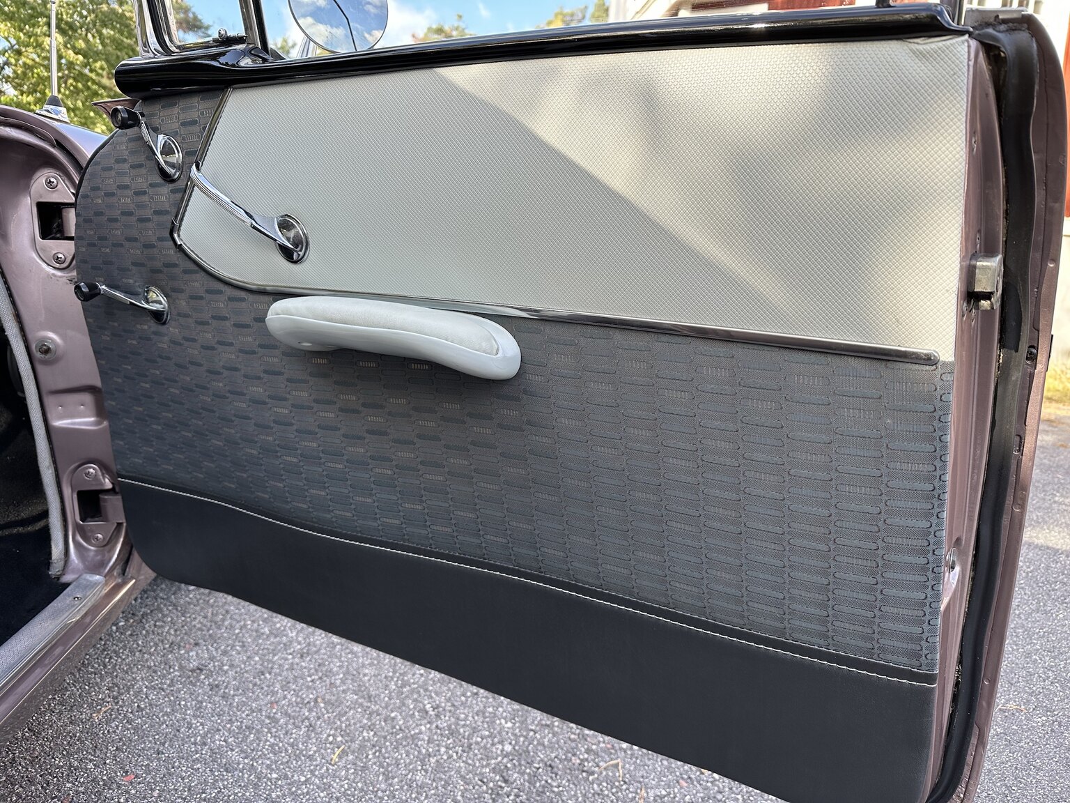 Interiörbild 1957 Chevrolet Two-Ten Restomod (37)