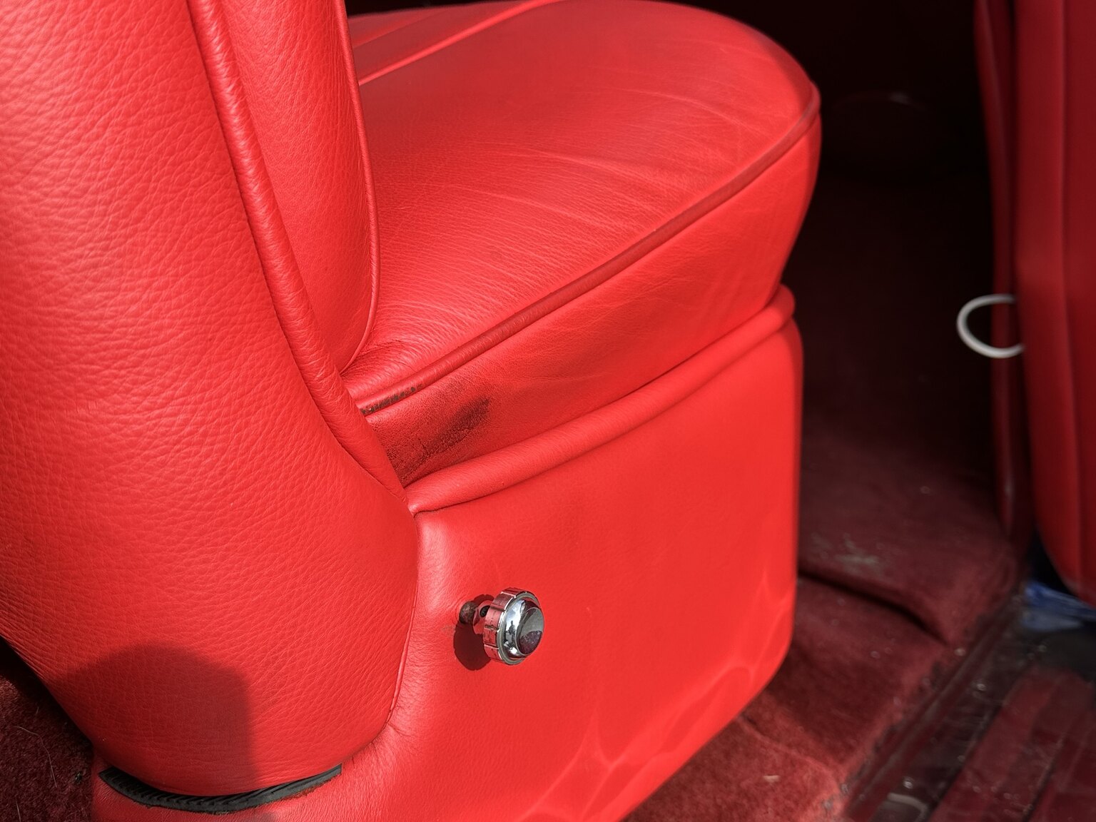 Interior image of 1948 Oldsmobile Dynamic 78 Club Sedan (25)