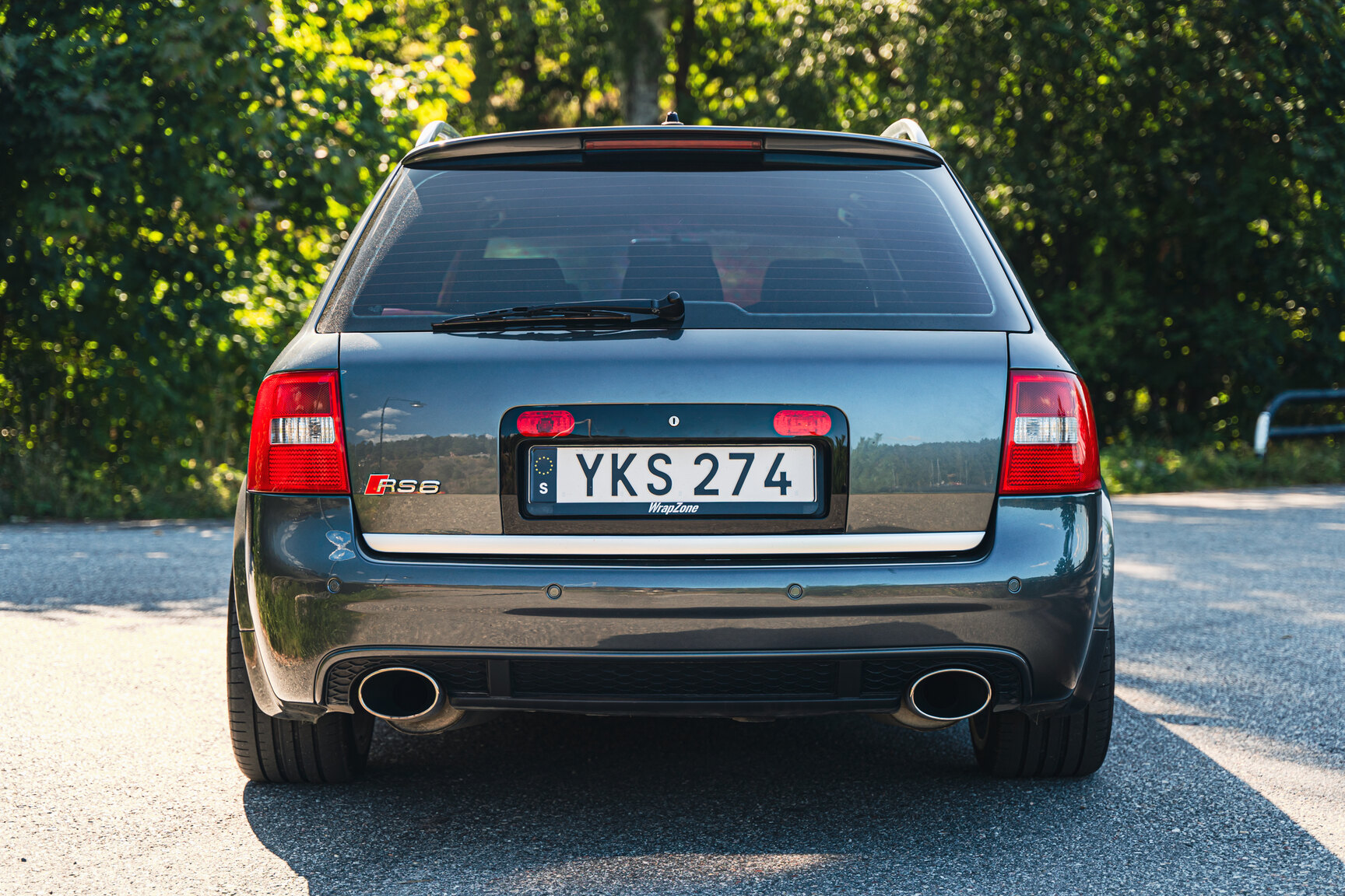 Exteriörbild på 2003  Audi RS6 C5