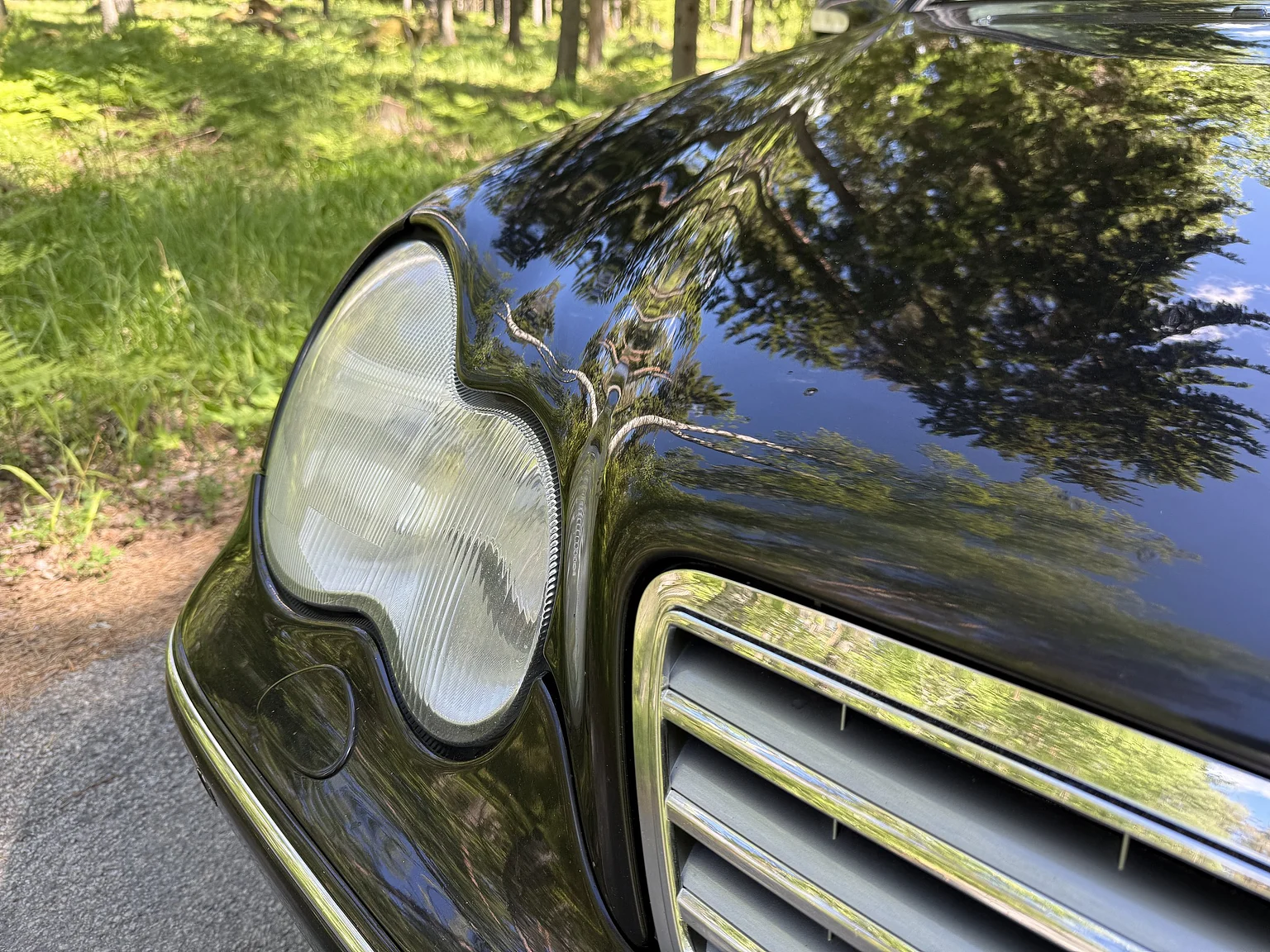 Exterior image of 2002 Mercedes-Benz C 320 T (23)